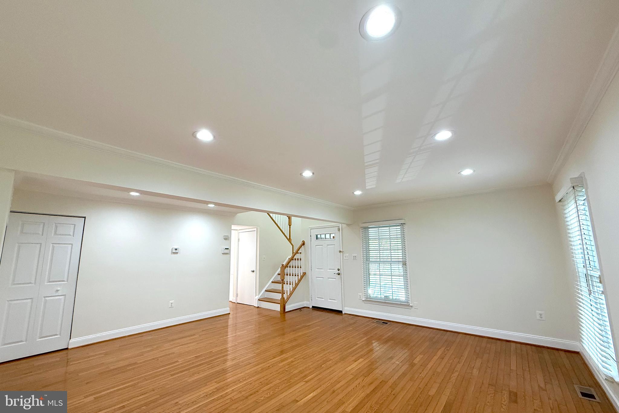 2438 S WALTER REED DRIVE S E