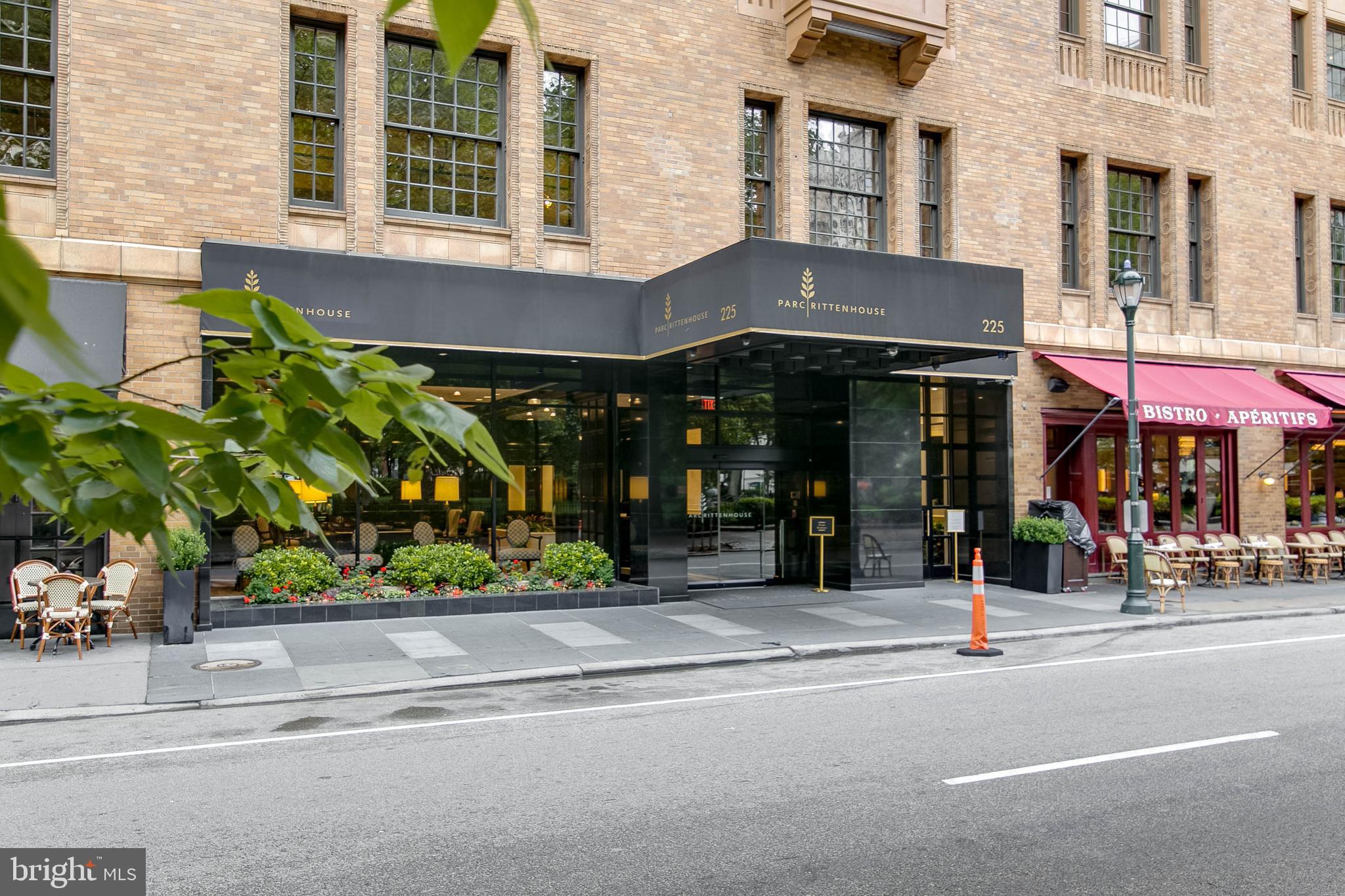 RITTENHOUSE SQUARE - Residential Lease