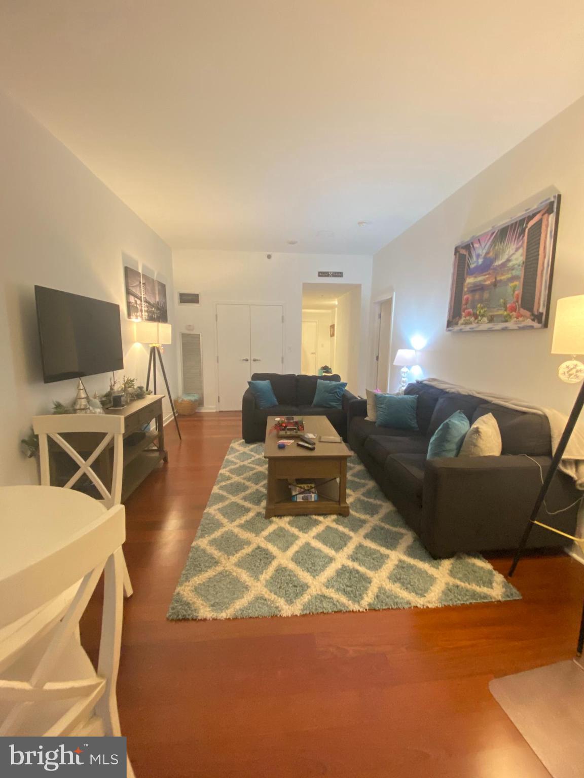 RITTENHOUSE SQUARE - Residential Lease