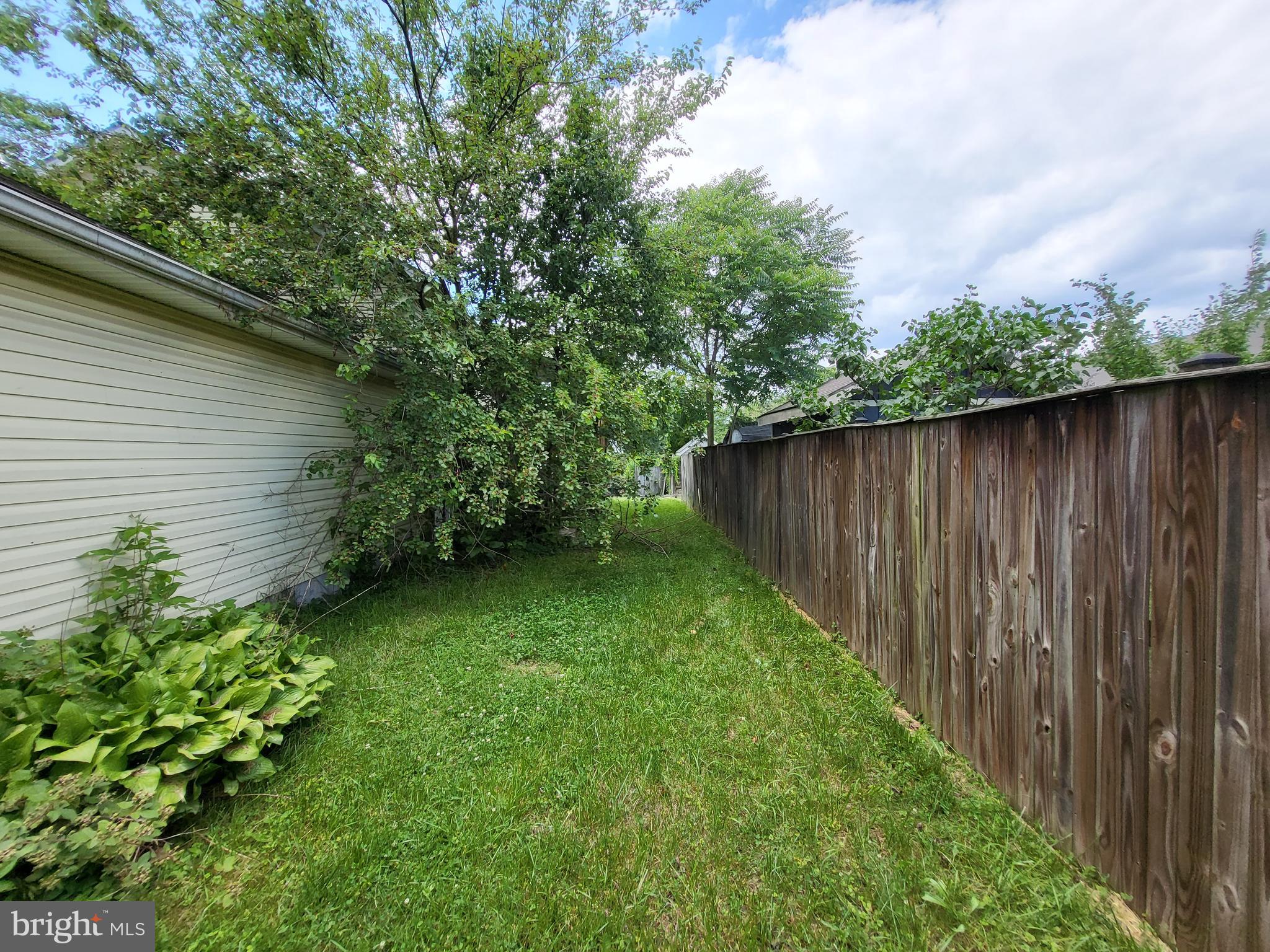 HARMANS WOODS - Residential