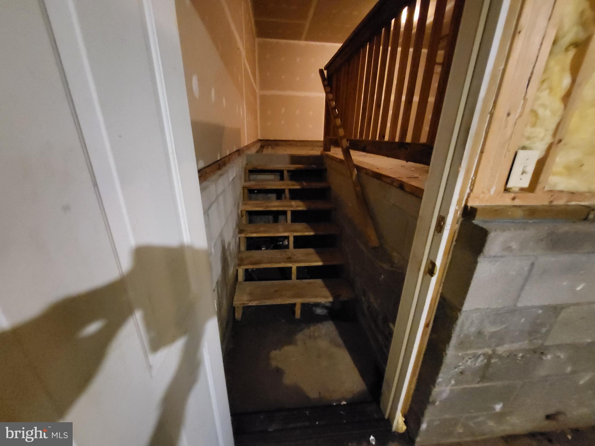 HARMANS WOODS - Residential