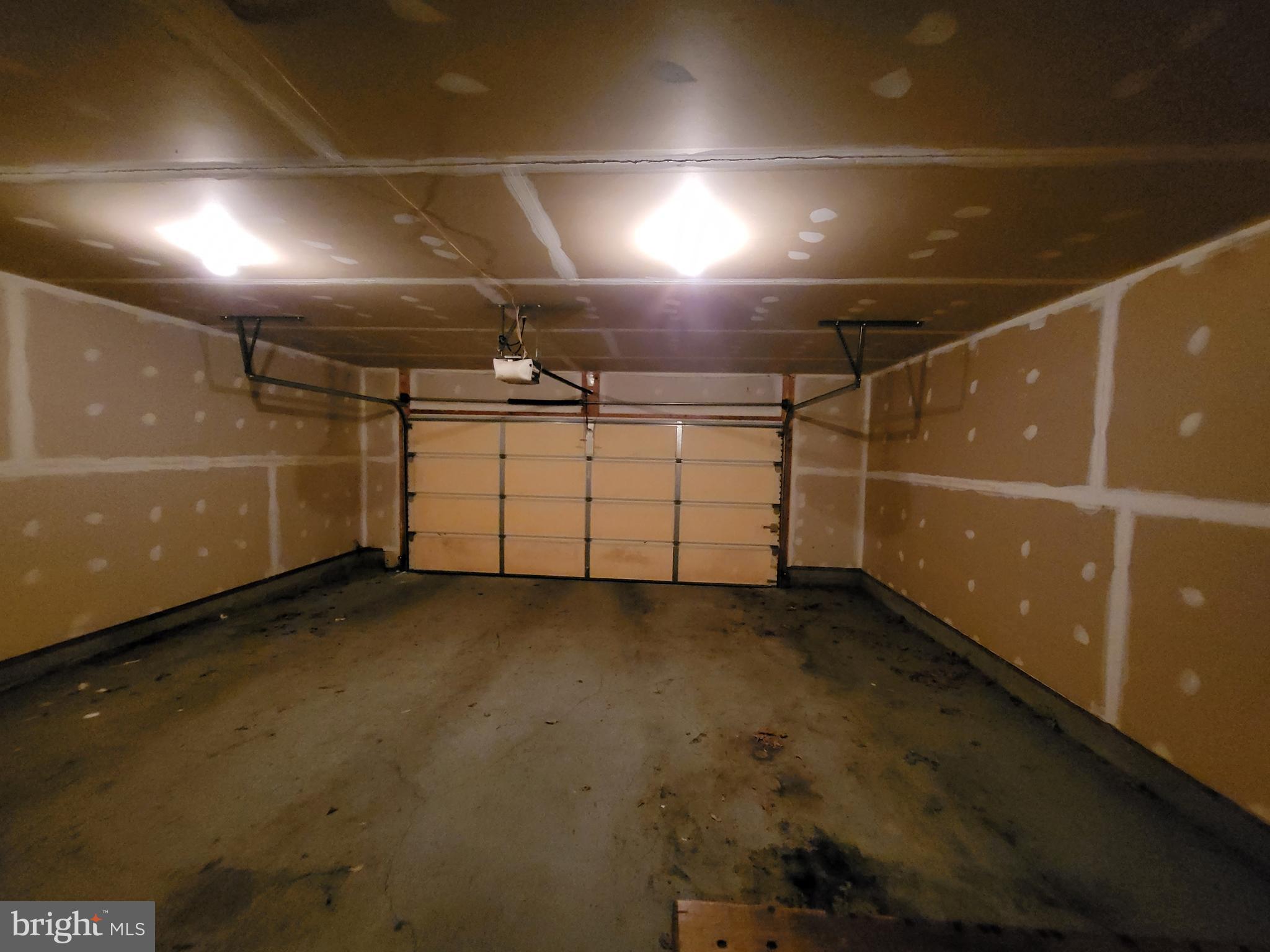 HARMANS WOODS - Residential