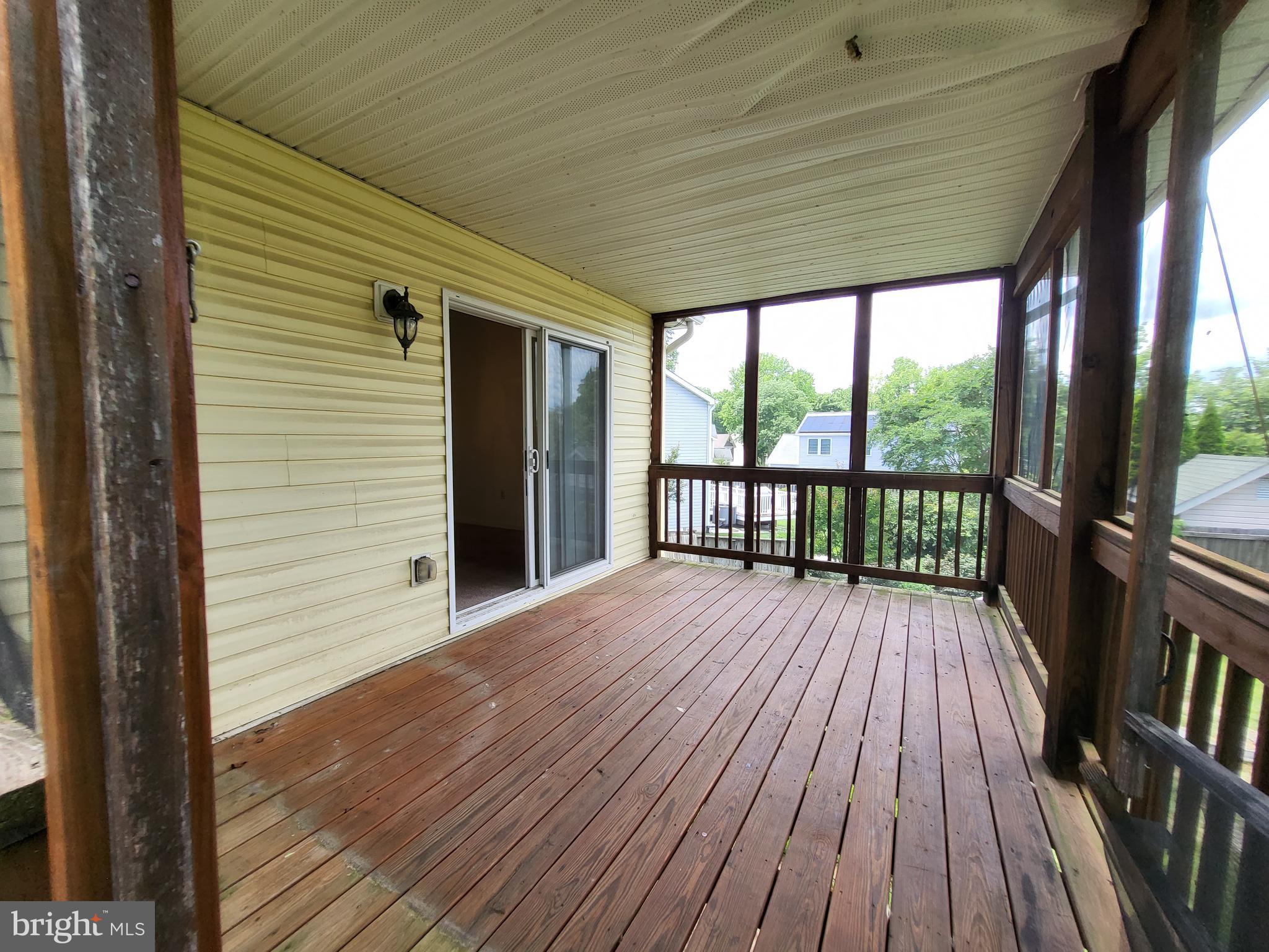 HARMANS WOODS - Residential