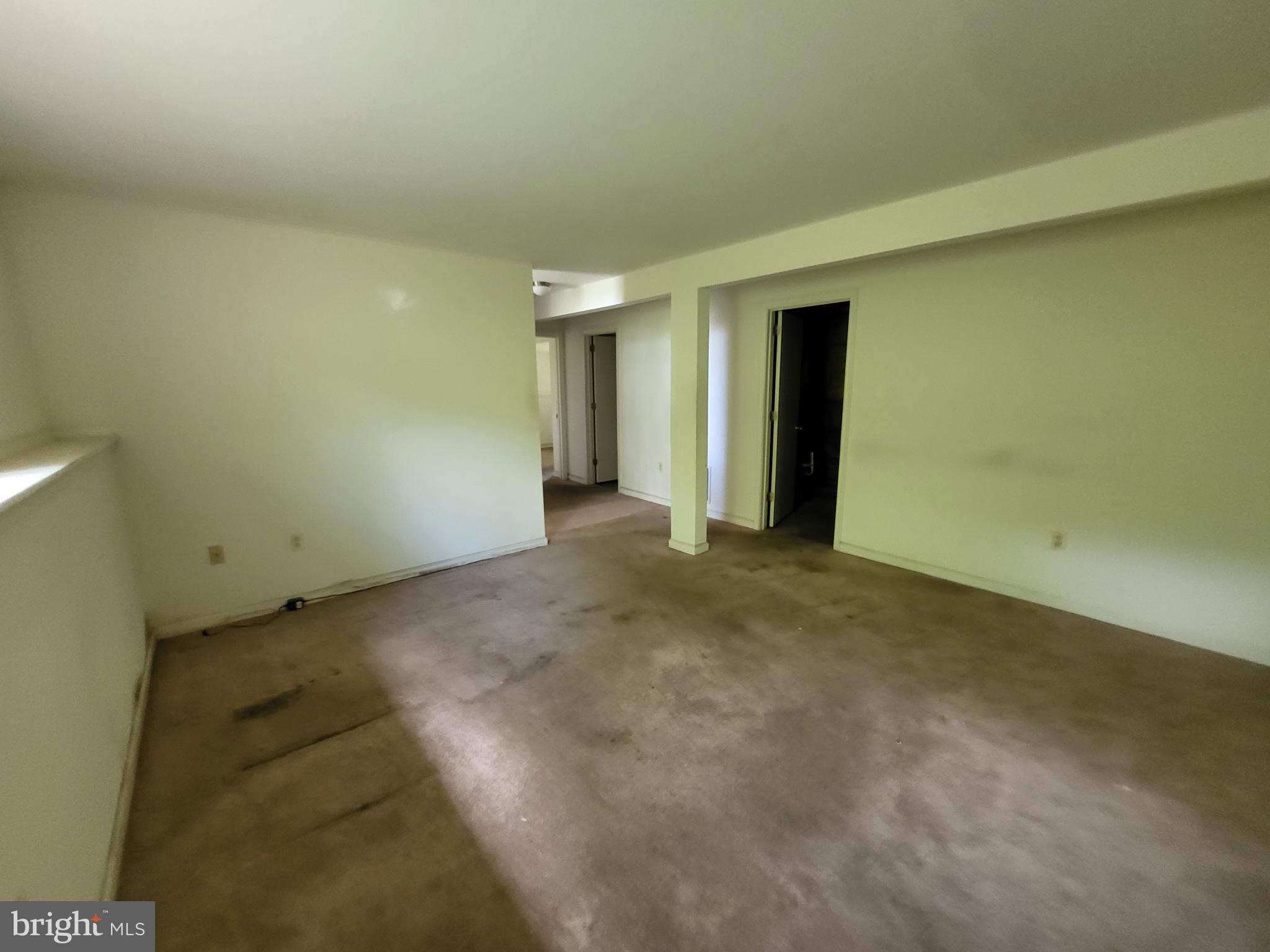 HARMANS WOODS - Residential