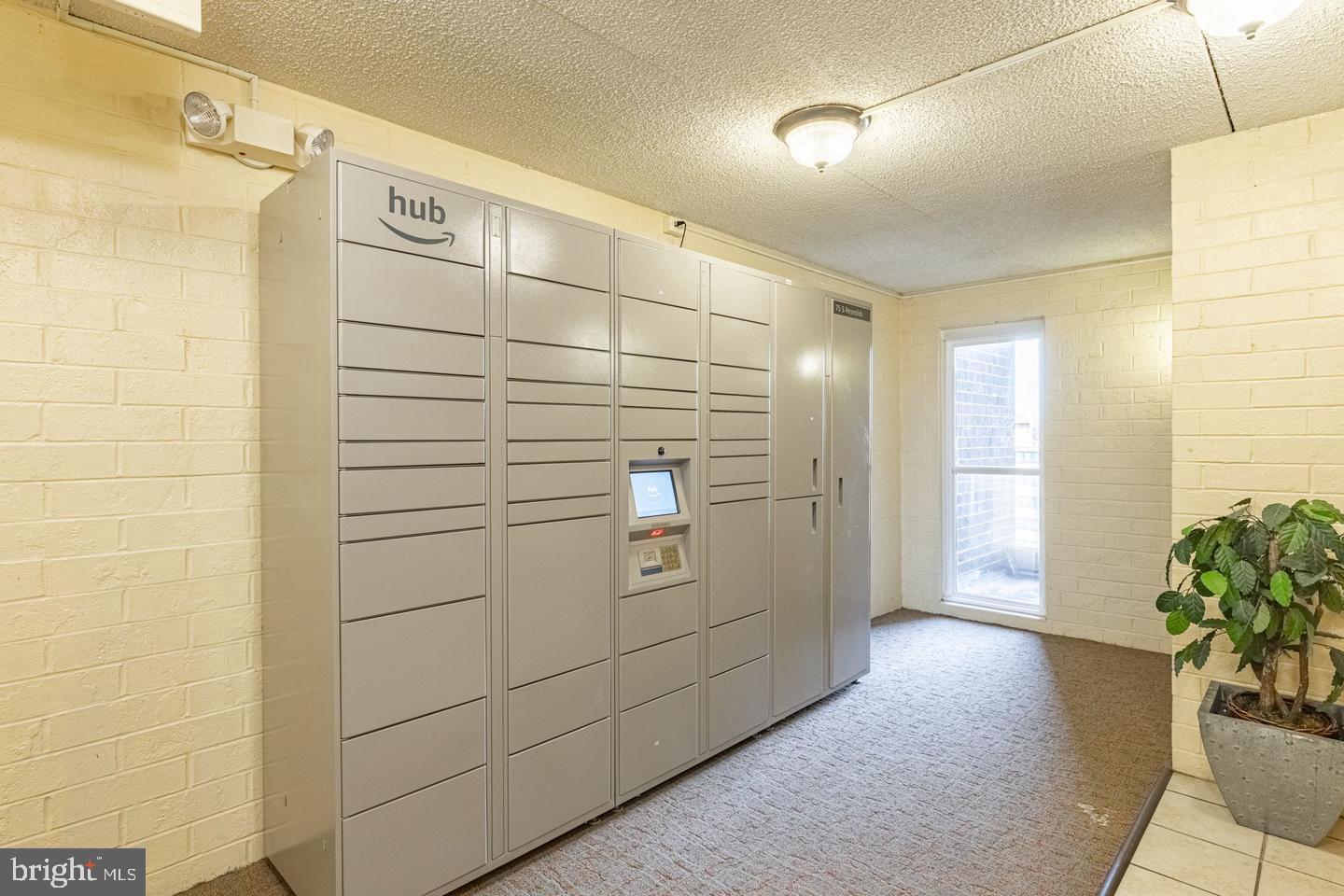 TWENTY-ONE - Residential Lease