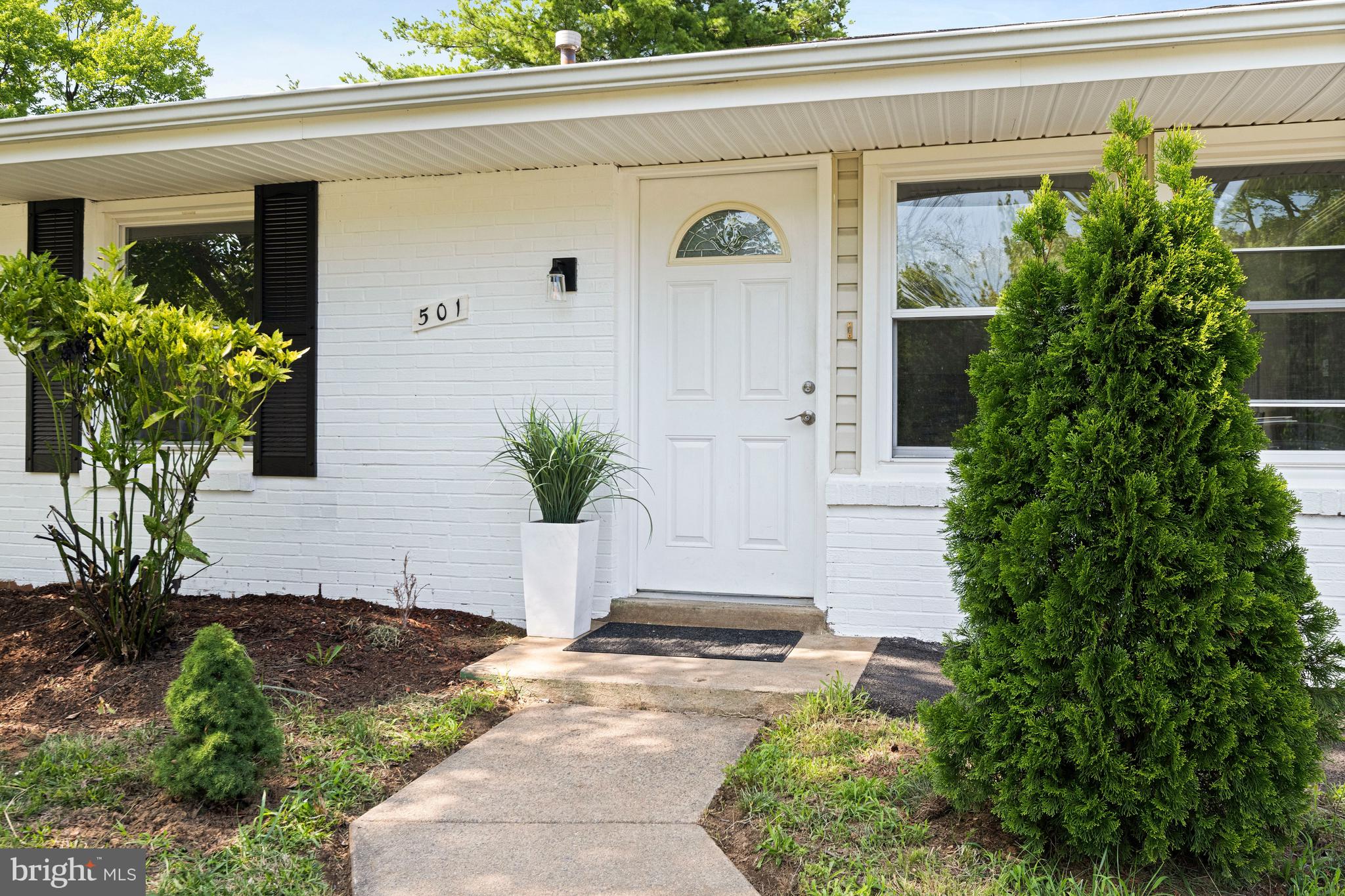 501 E POPLAR ROAD E