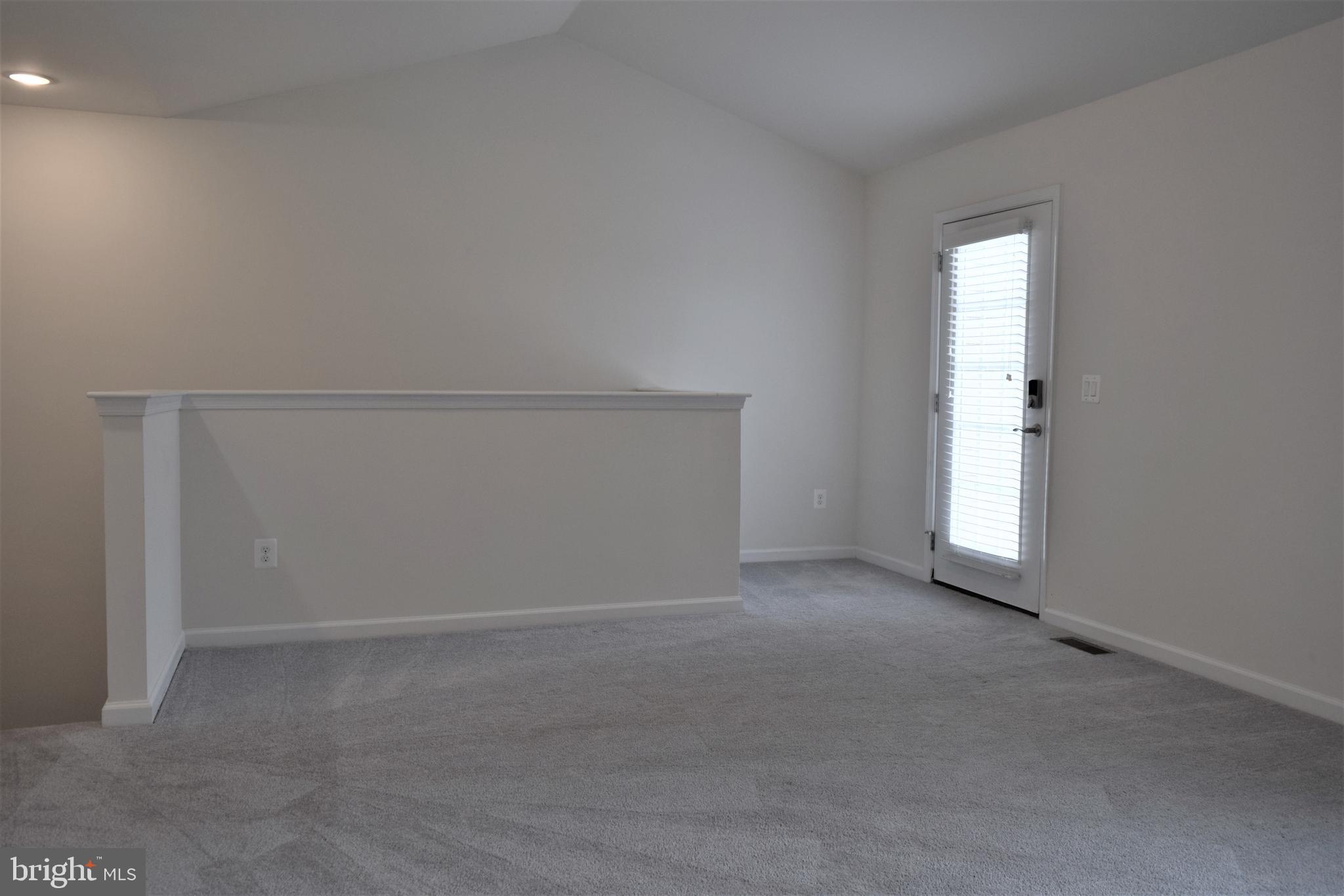 DISCOVERY SQUARE - Residential Lease