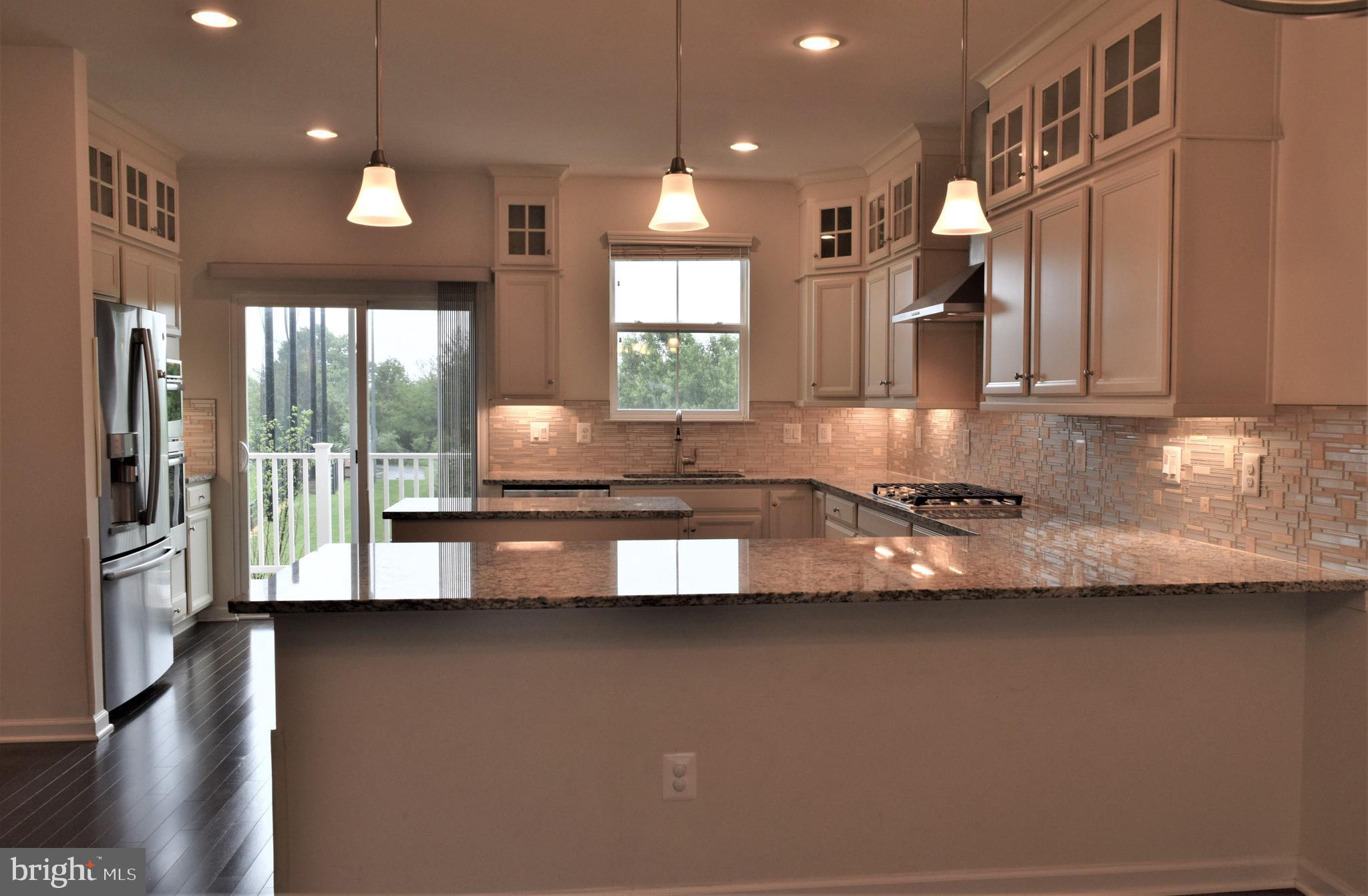 DISCOVERY SQUARE - Residential Lease