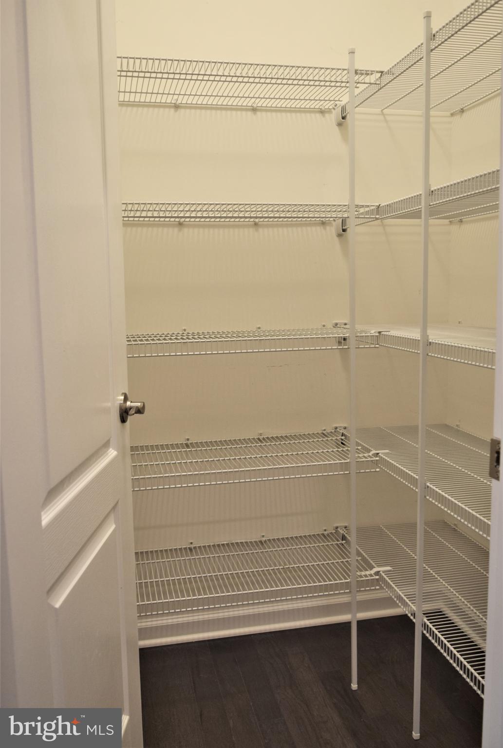 DISCOVERY SQUARE - Residential Lease