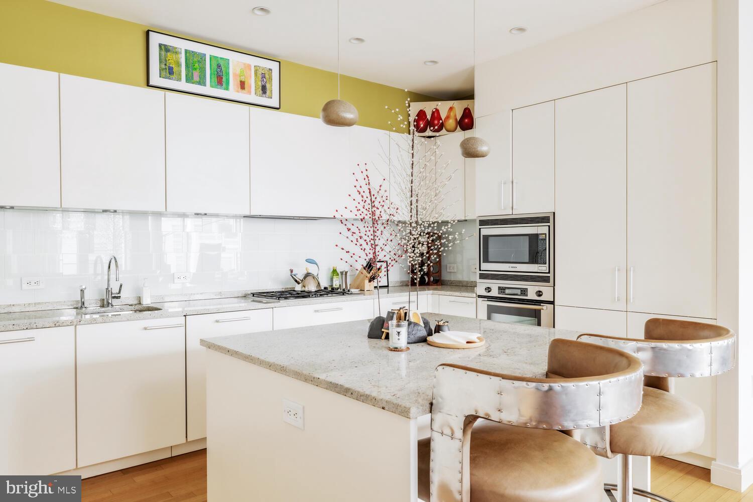 WEST END - Residential