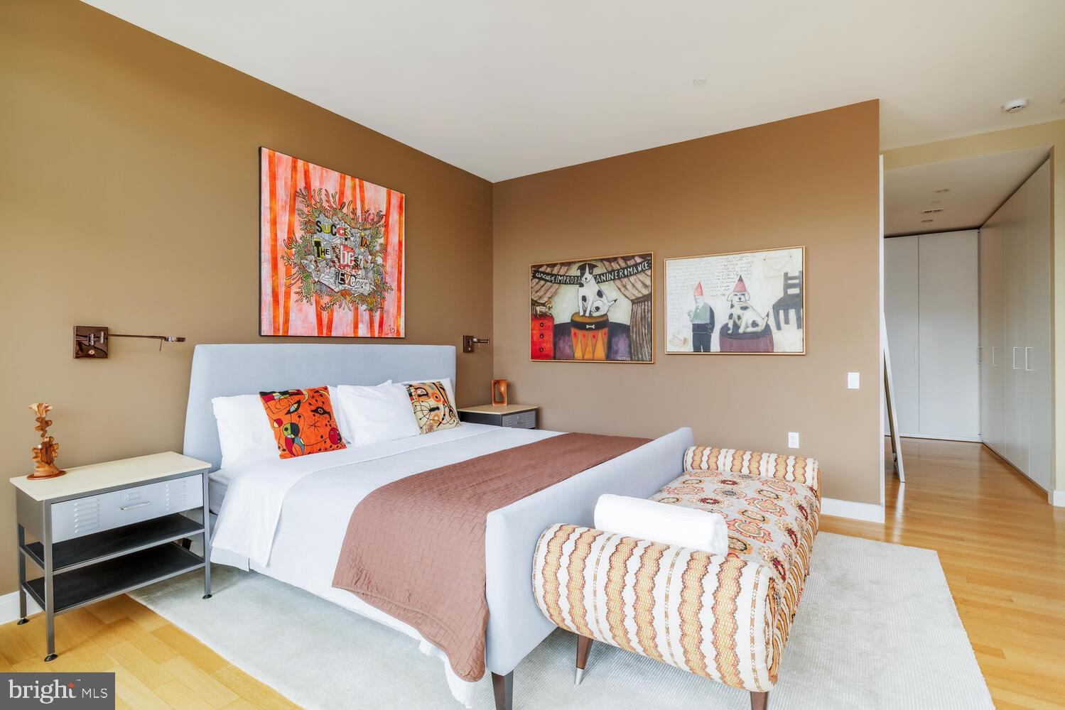 WEST END - Residential