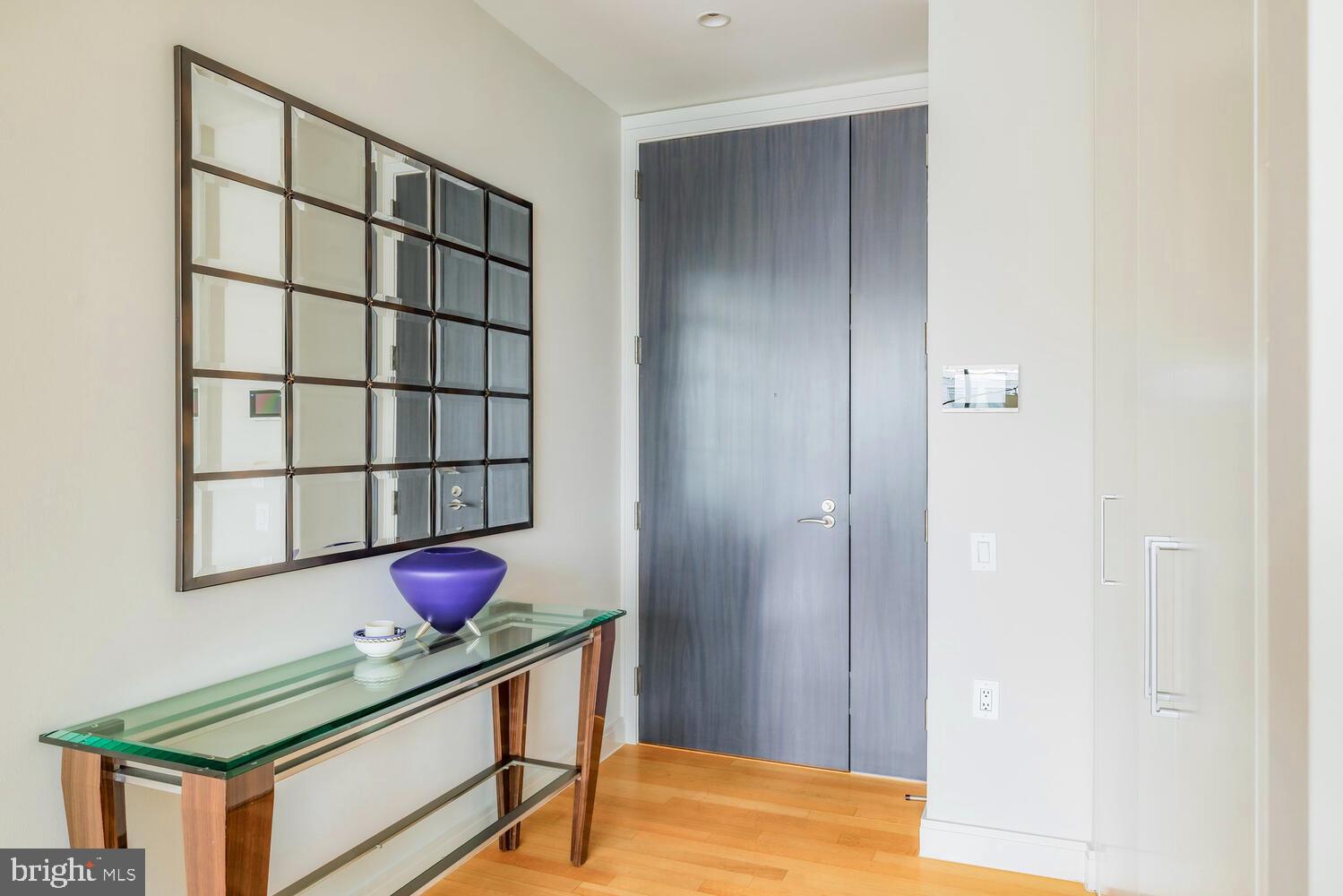 WEST END - Residential
