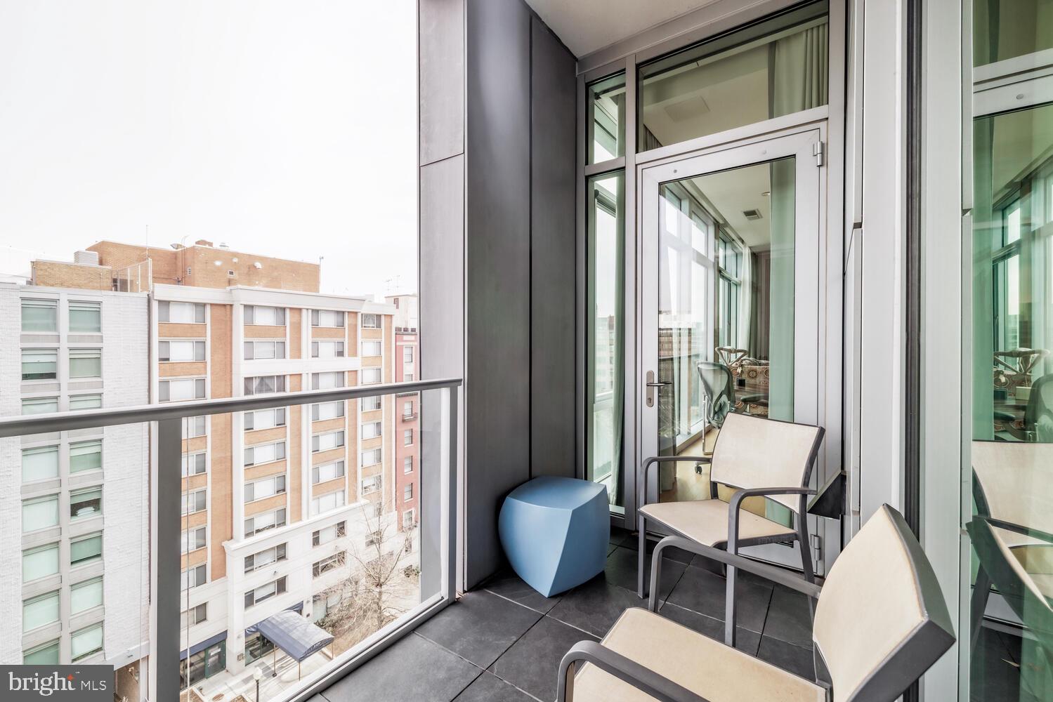WEST END - Residential