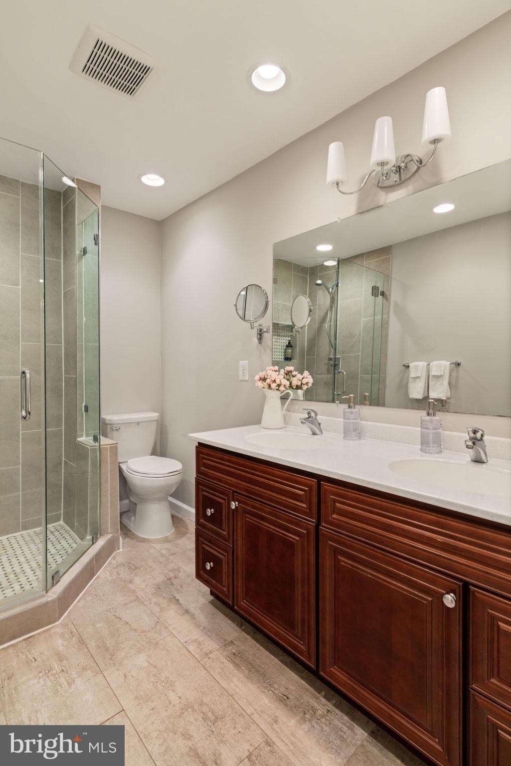 INNISVALE - Residential