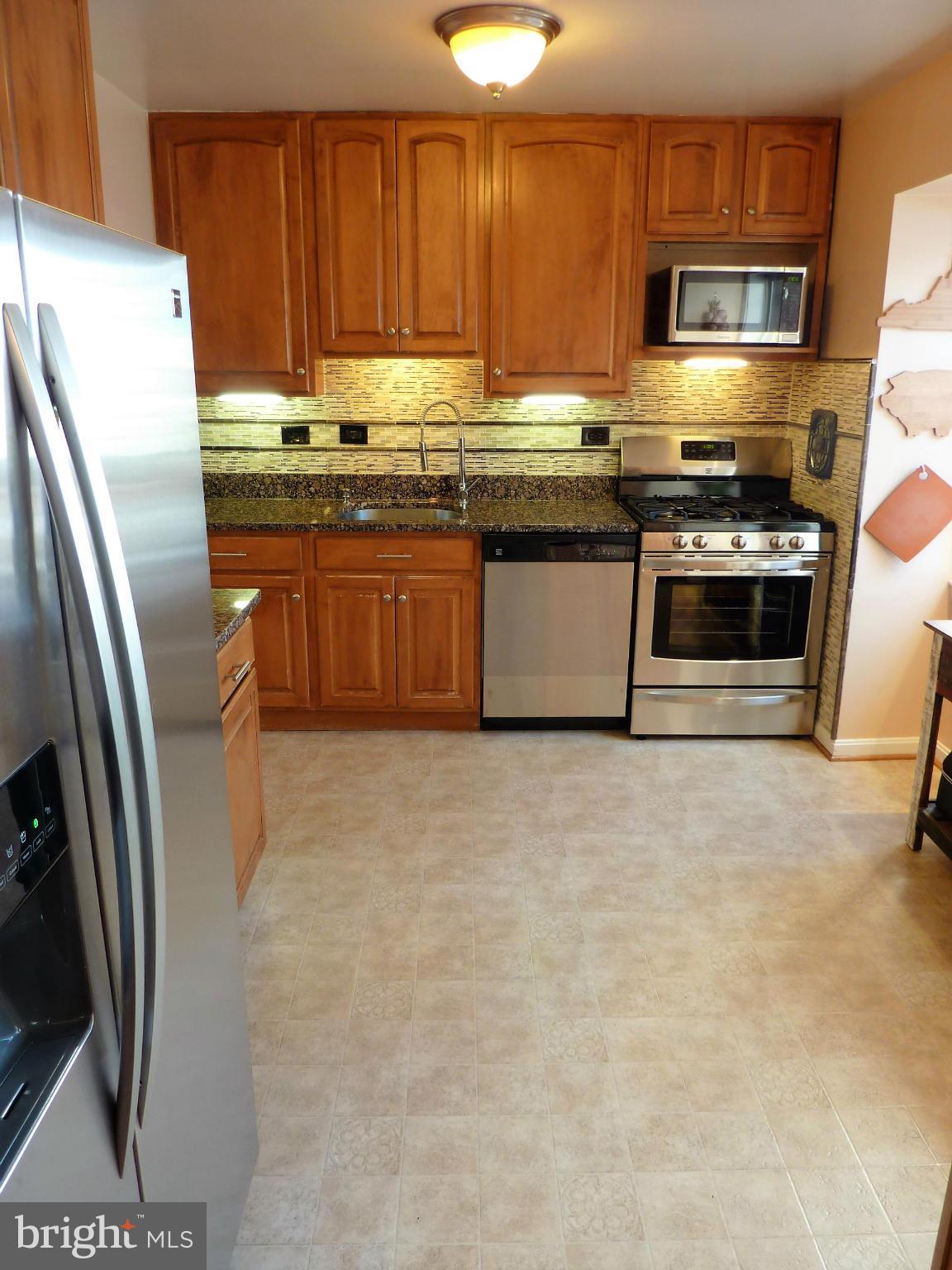 FAIRFAX VILLA - Residential