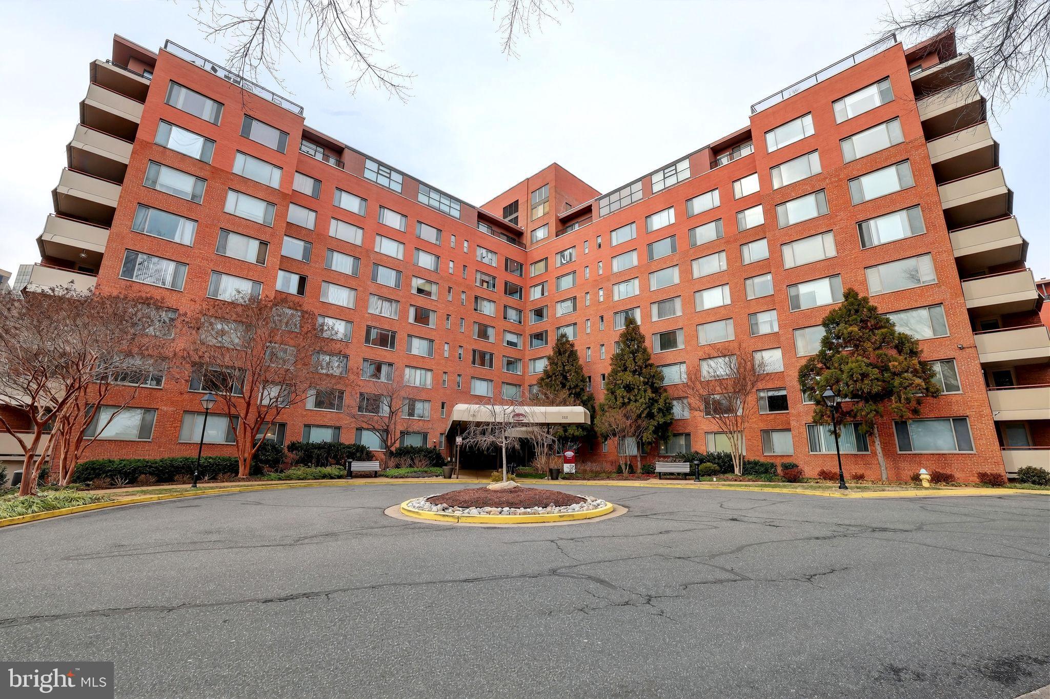 ROSSLYN - Residential