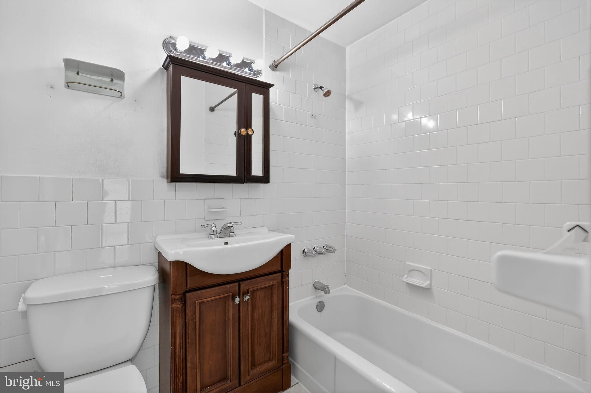 ROSSLYN - Residential