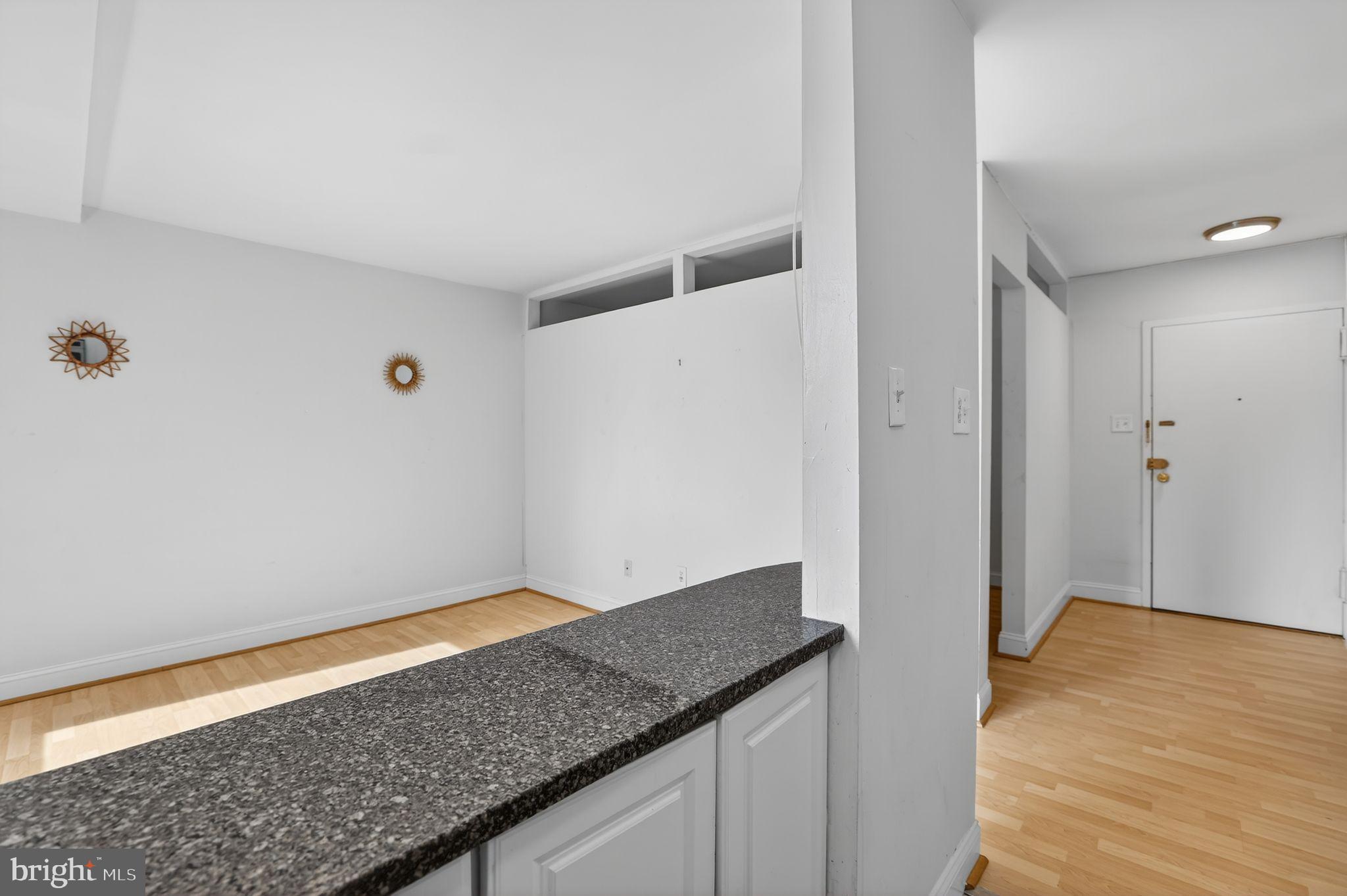 ROSSLYN - Residential