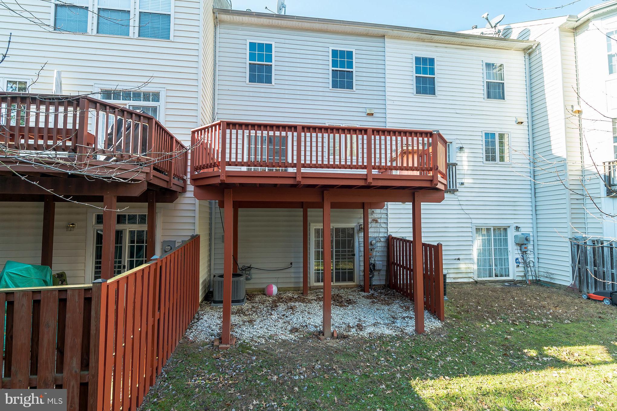 HAWTHORNE - Residential Lease