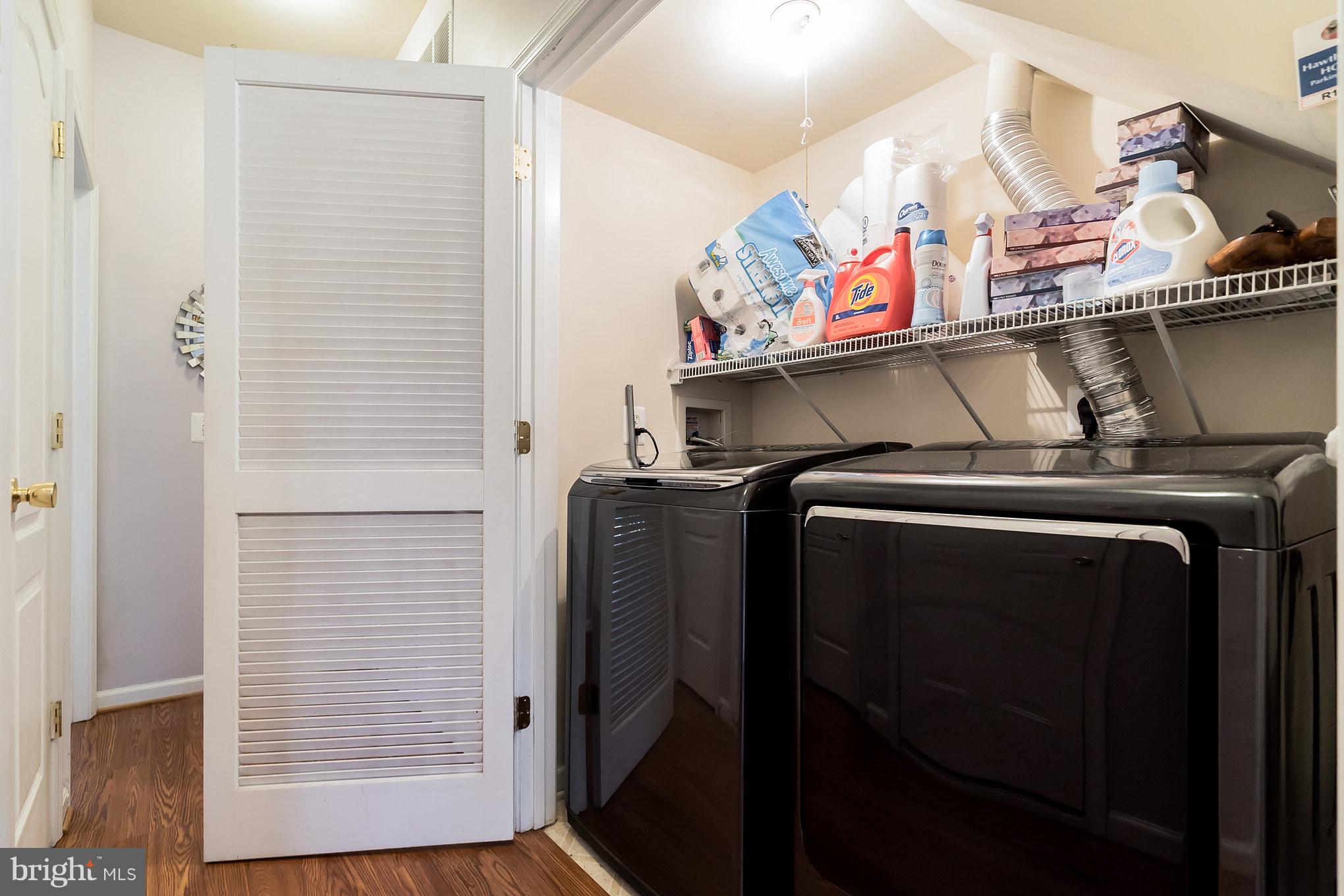 HAWTHORNE - Residential Lease