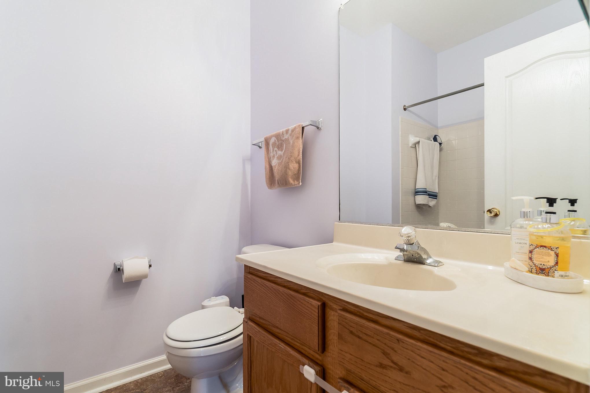 HAWTHORNE - Residential Lease