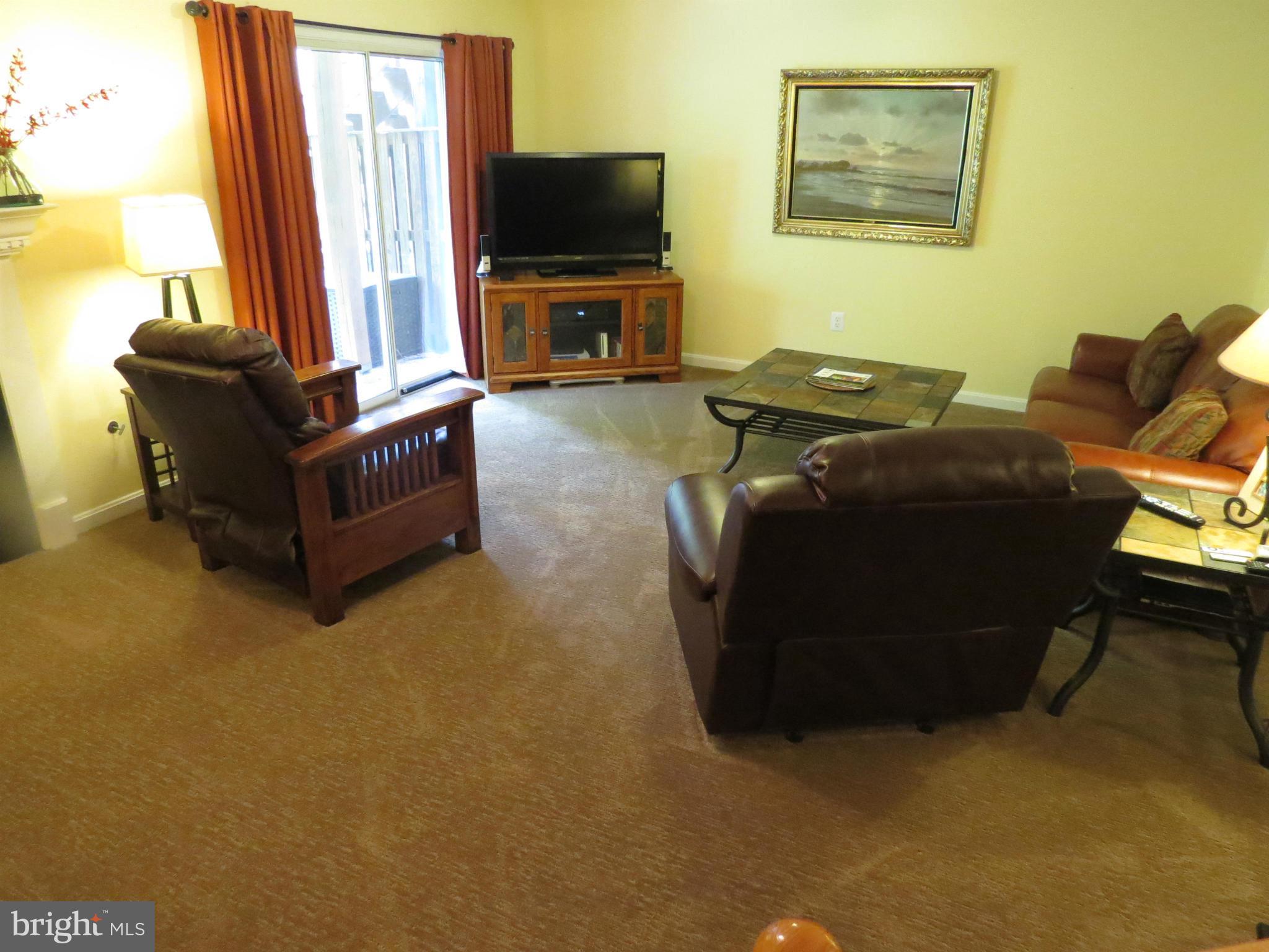 ASHBURN FARM - Residential