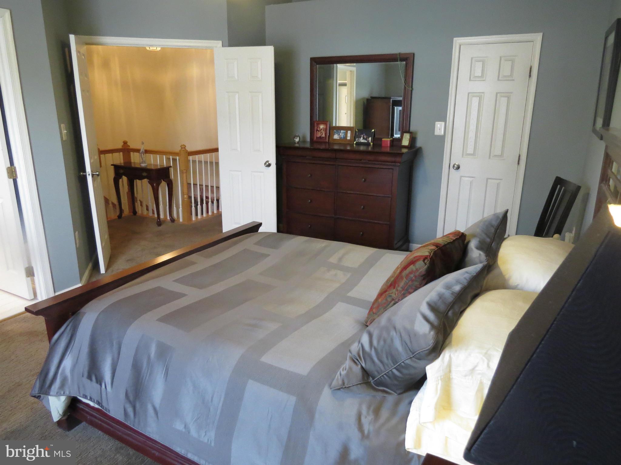 ASHBURN FARM - Residential