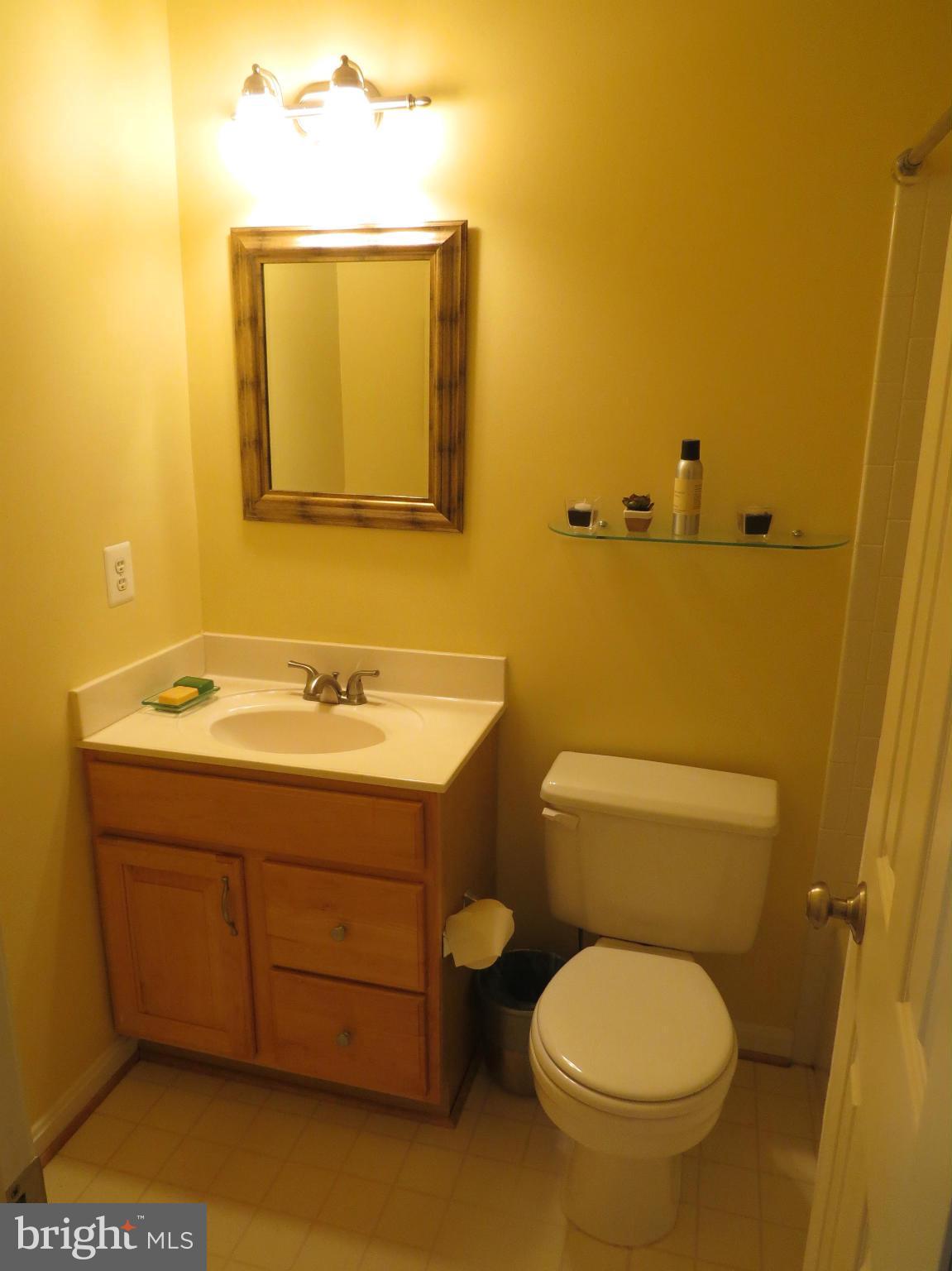 ASHBURN FARM - Residential