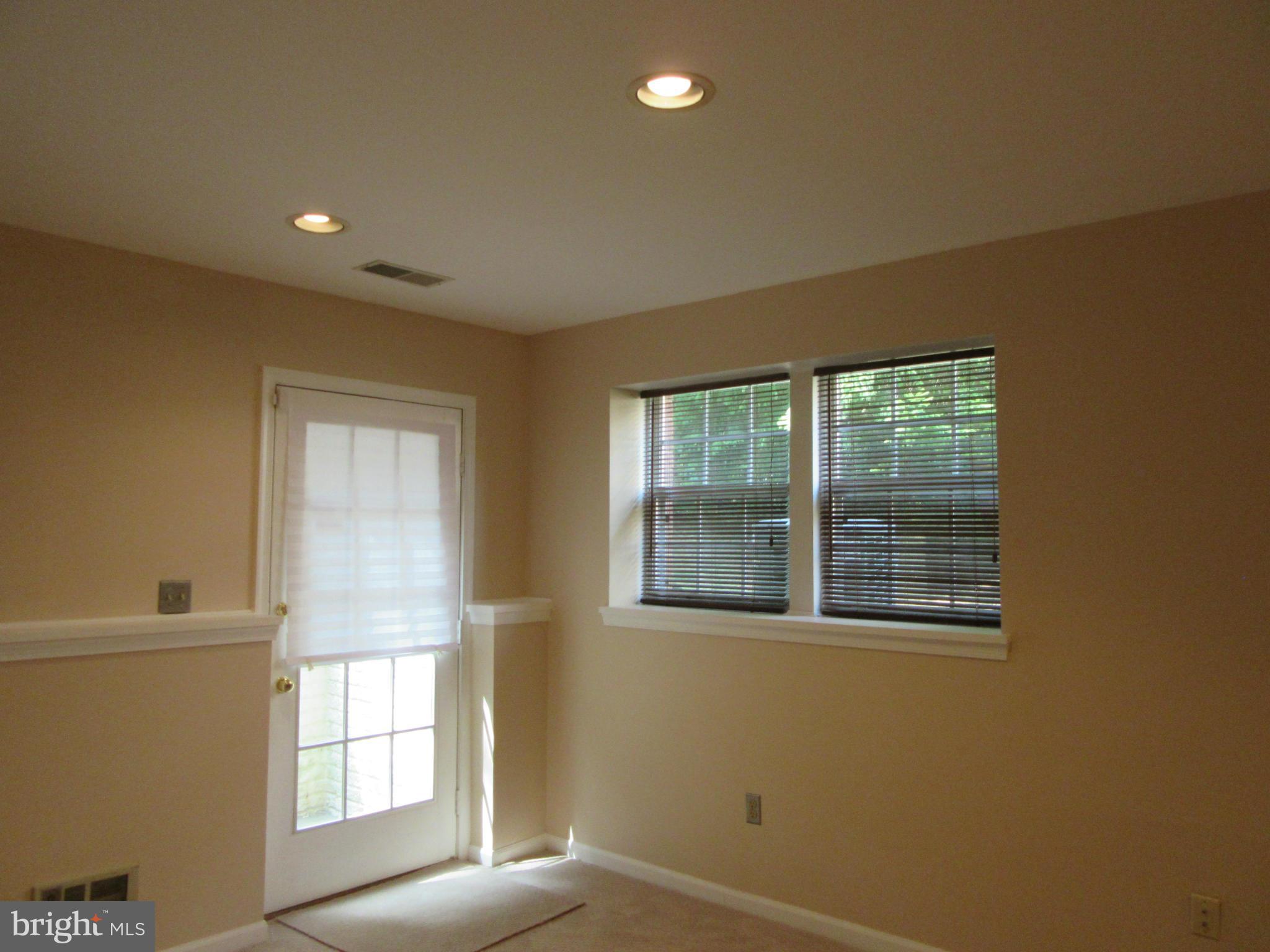 BALDWIN GROVE - Residential Lease