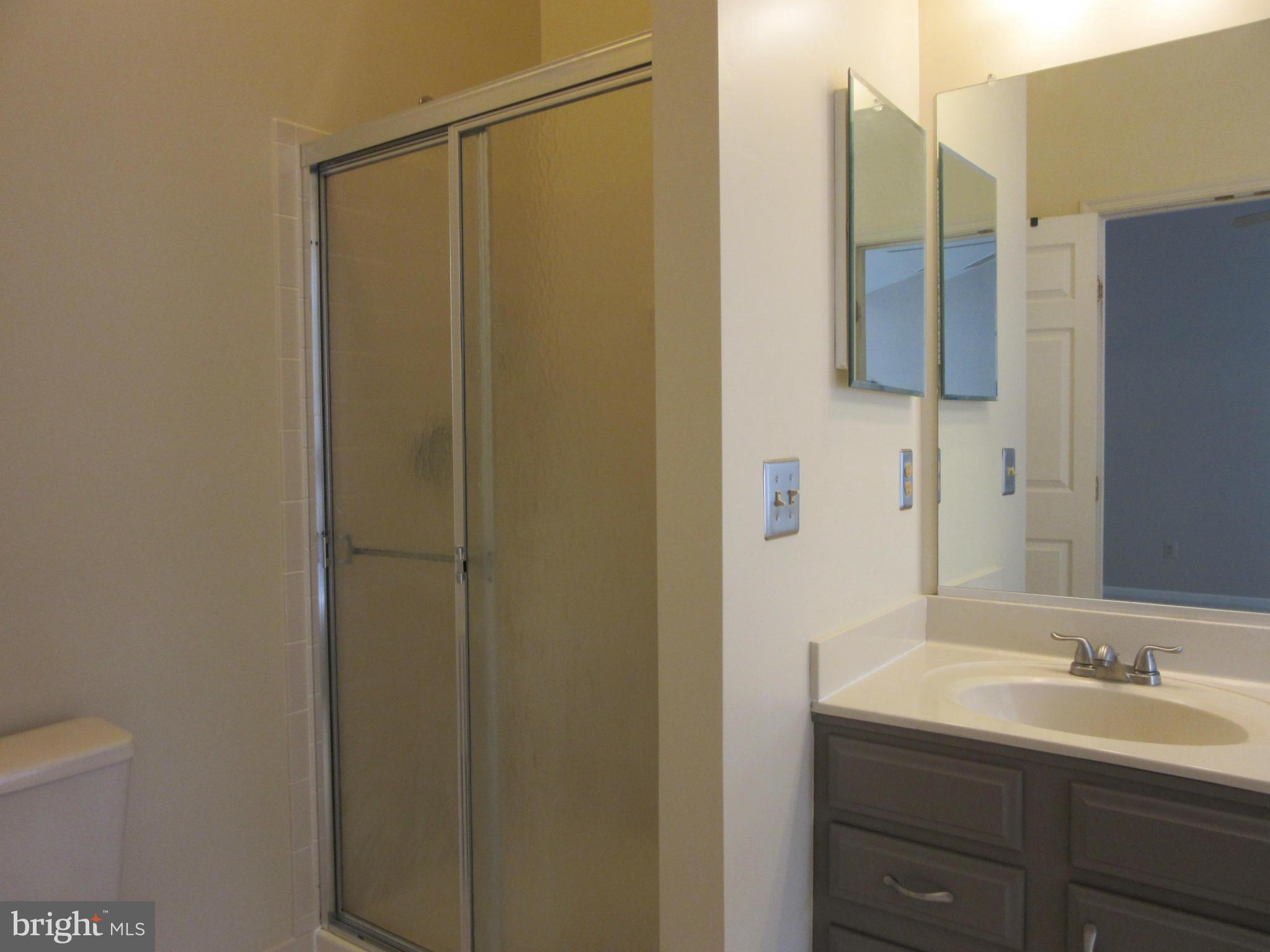 BALDWIN GROVE - Residential Lease