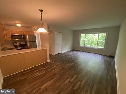 BERRY STREET CONDOMINIUMS - Residential Lease