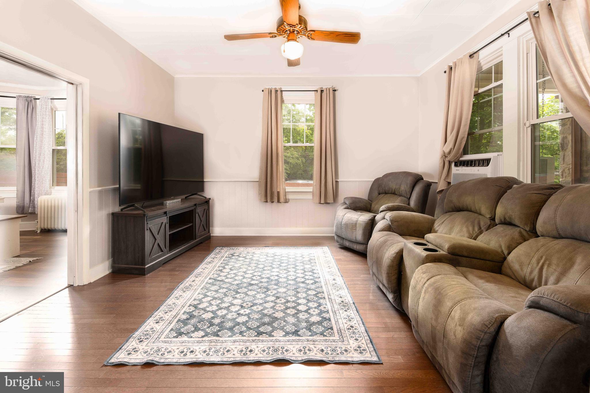 MAYFIELD TERRACE - Residential