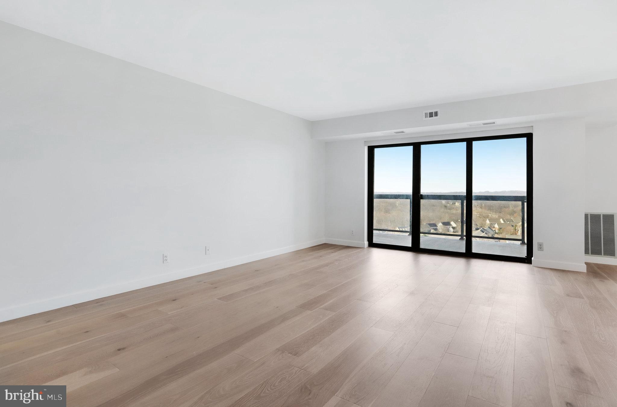 WATERGATE AT LANDMARK - Residential Lease