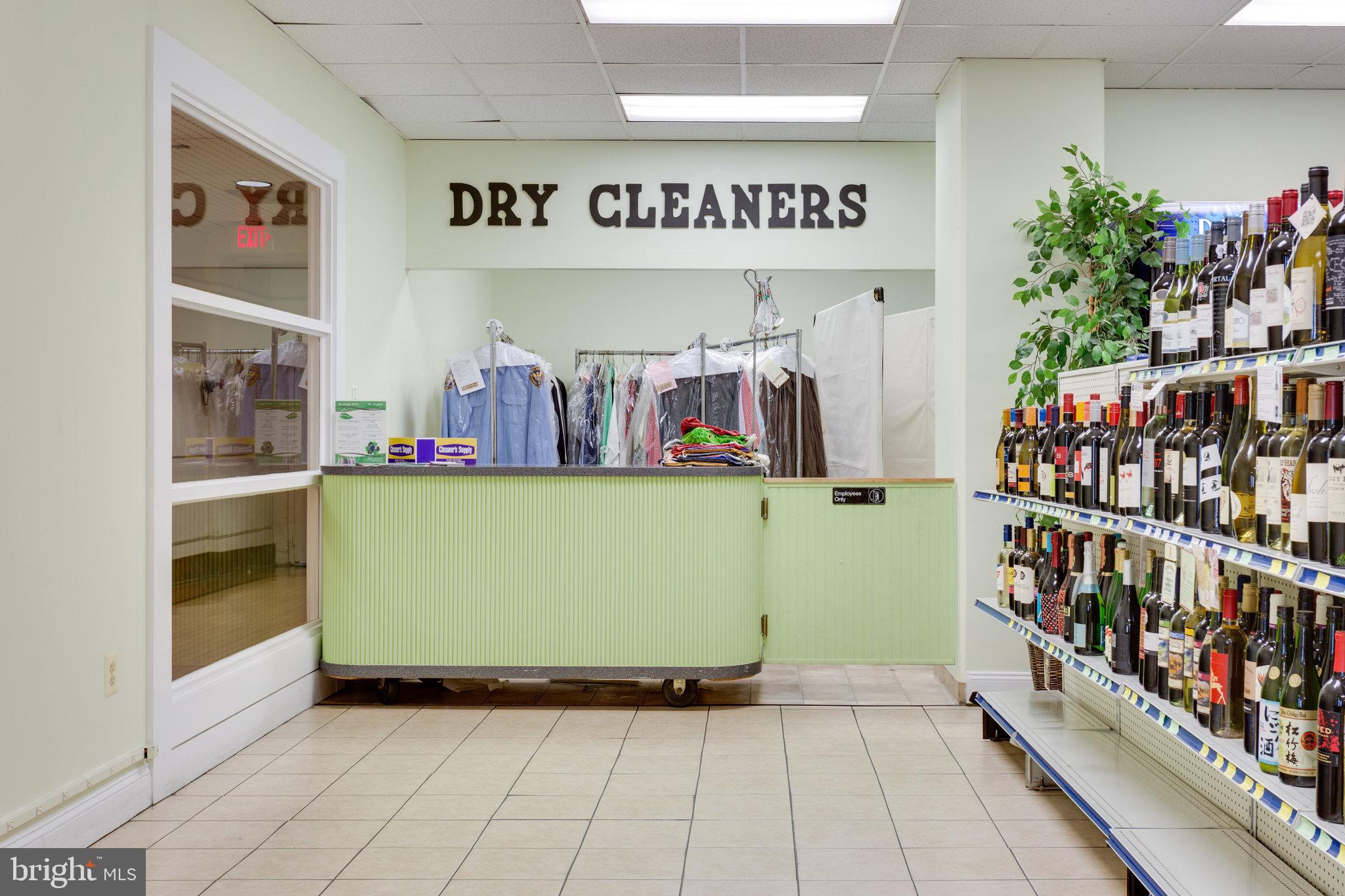 WATERGATE AT LANDMARK - Residential Lease