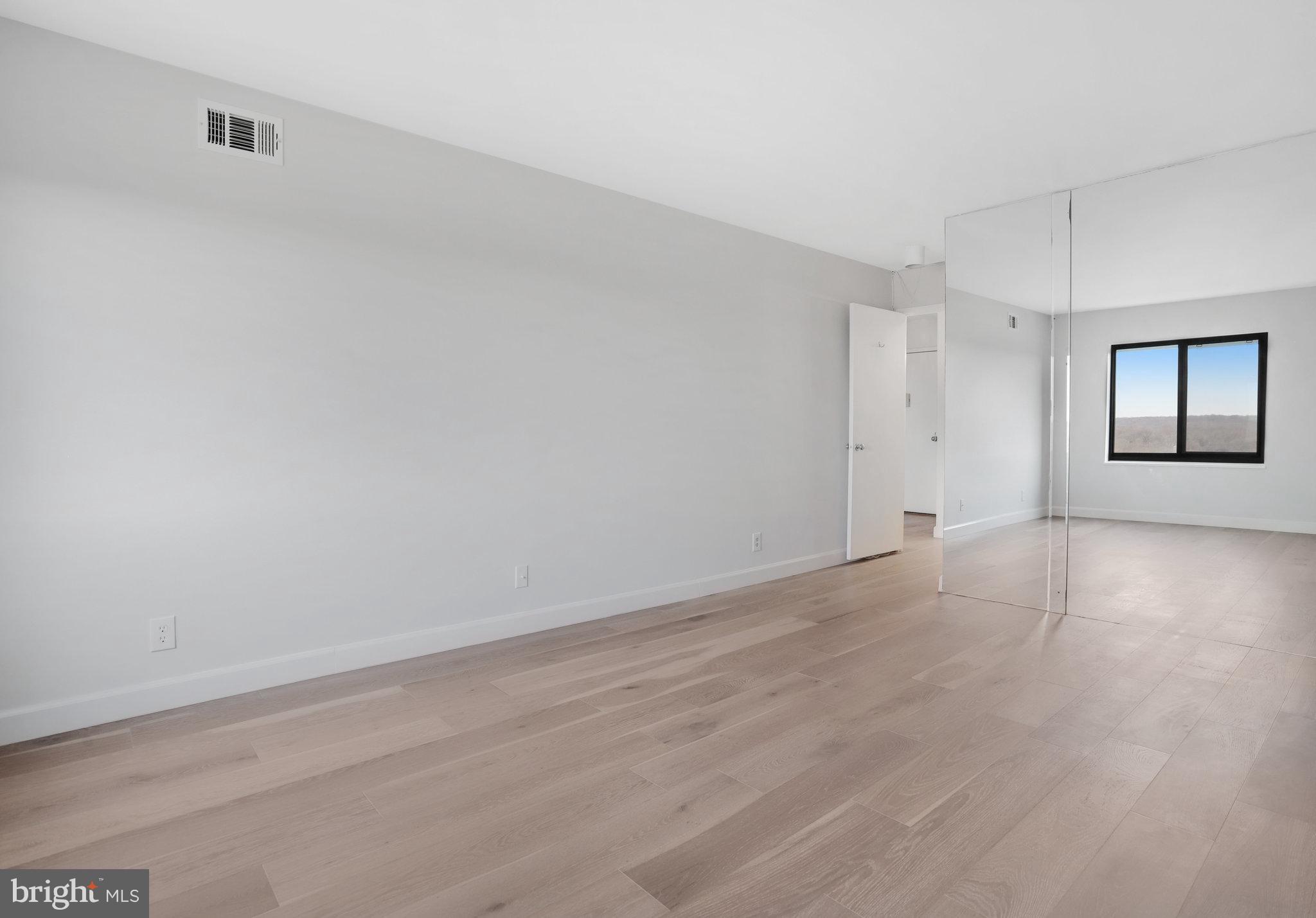 WATERGATE AT LANDMARK - Residential Lease