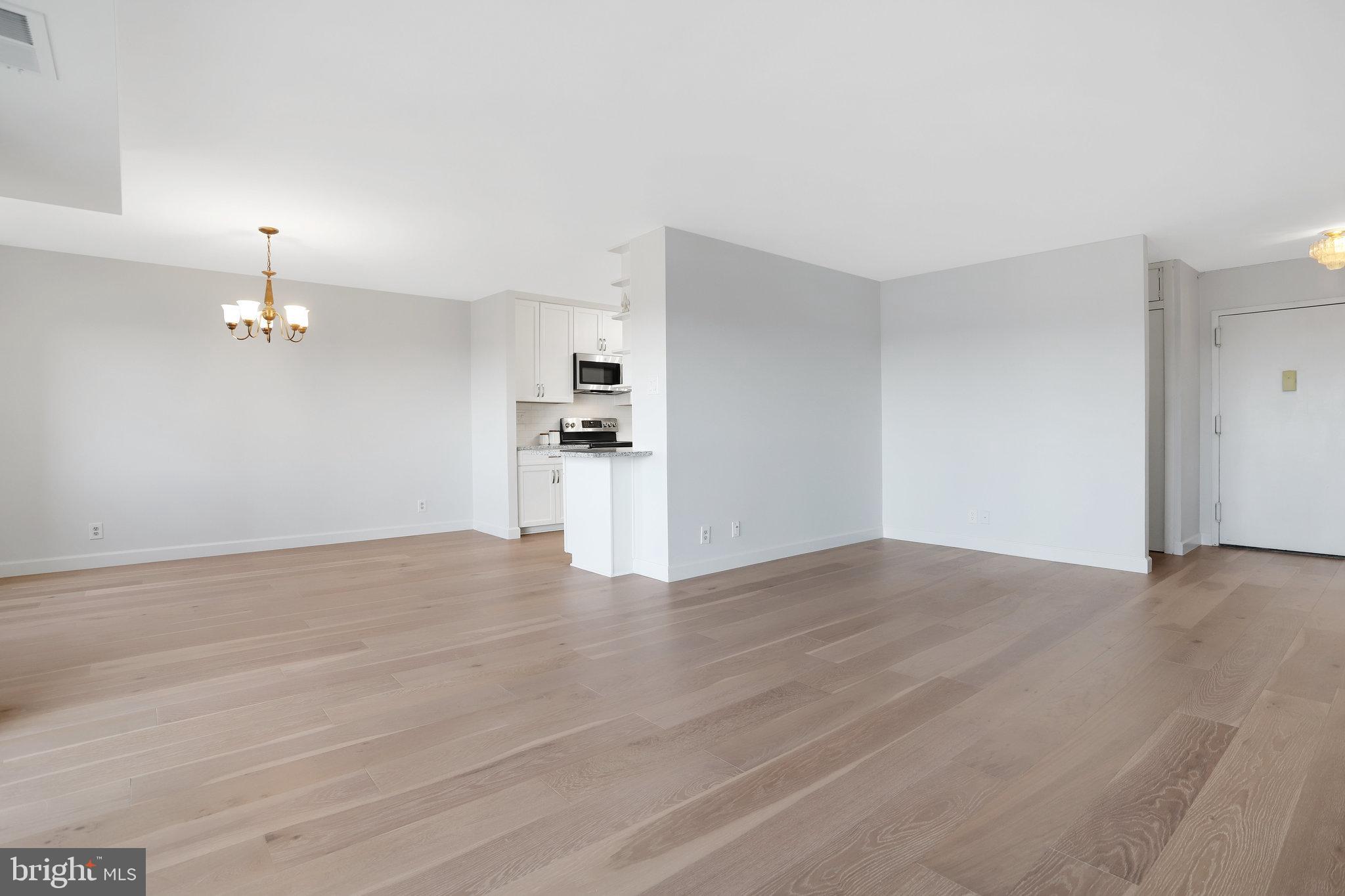 WATERGATE AT LANDMARK - Residential Lease