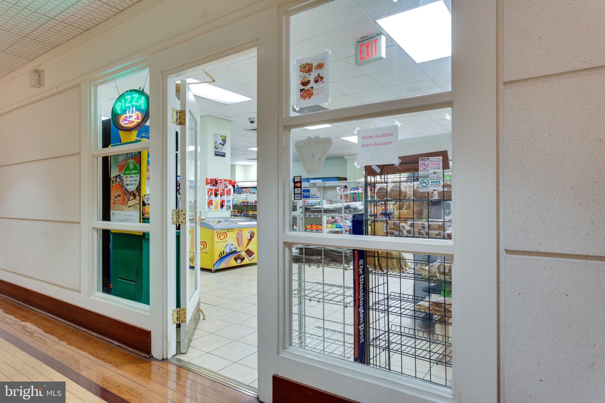 WATERGATE AT LANDMARK - Residential Lease