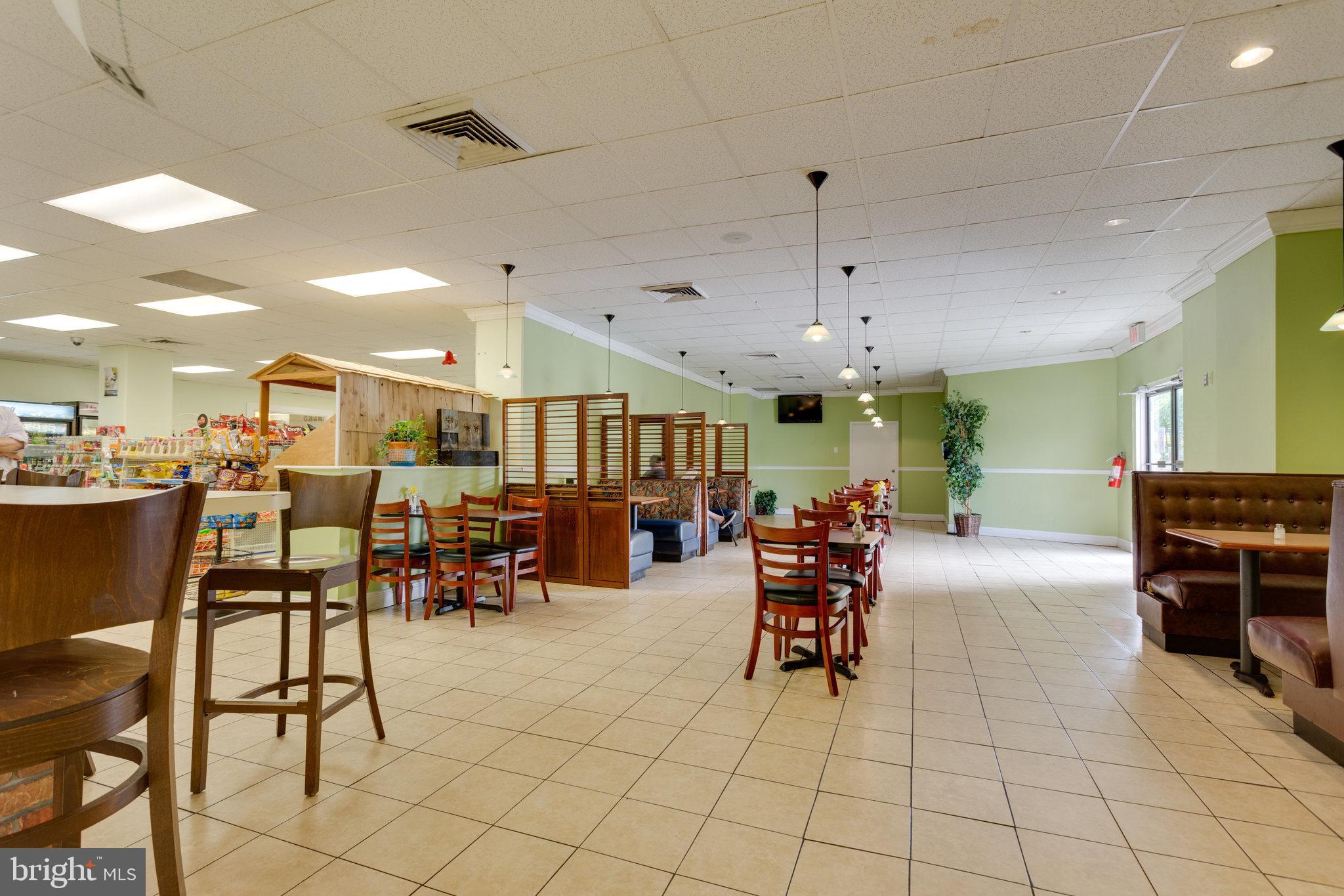 WATERGATE AT LANDMARK - Residential Lease