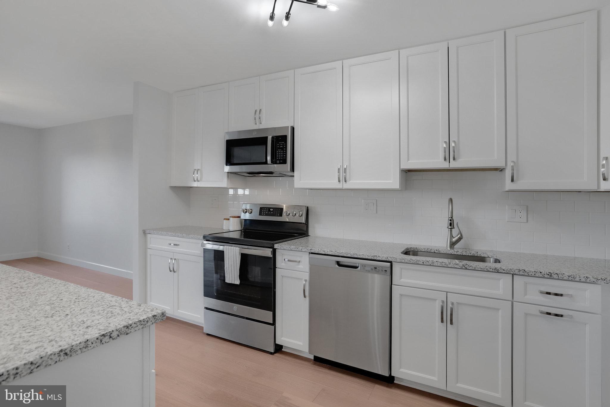 WATERGATE AT LANDMARK - Residential Lease