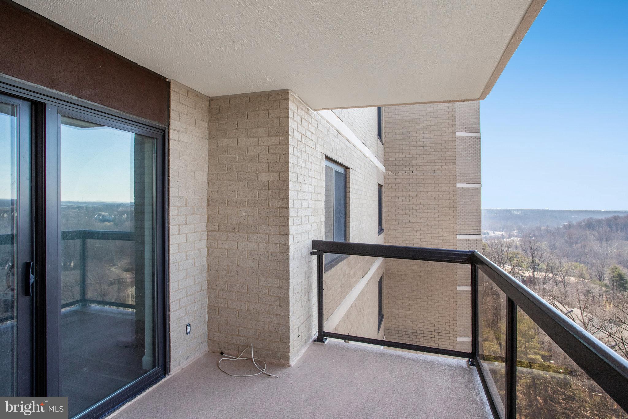 WATERGATE AT LANDMARK - Residential Lease