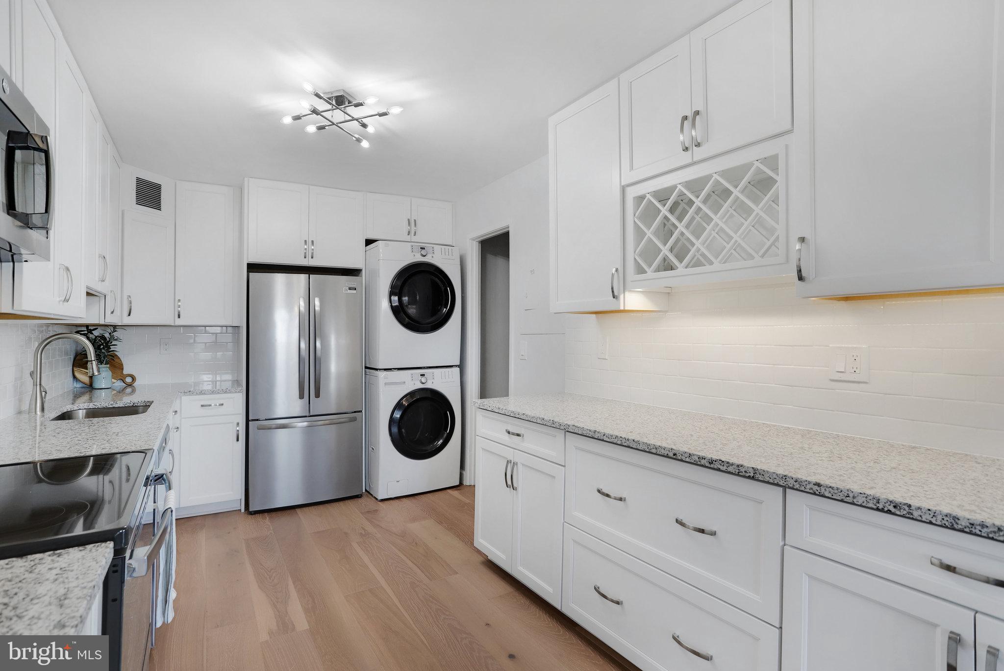 WATERGATE AT LANDMARK - Residential Lease