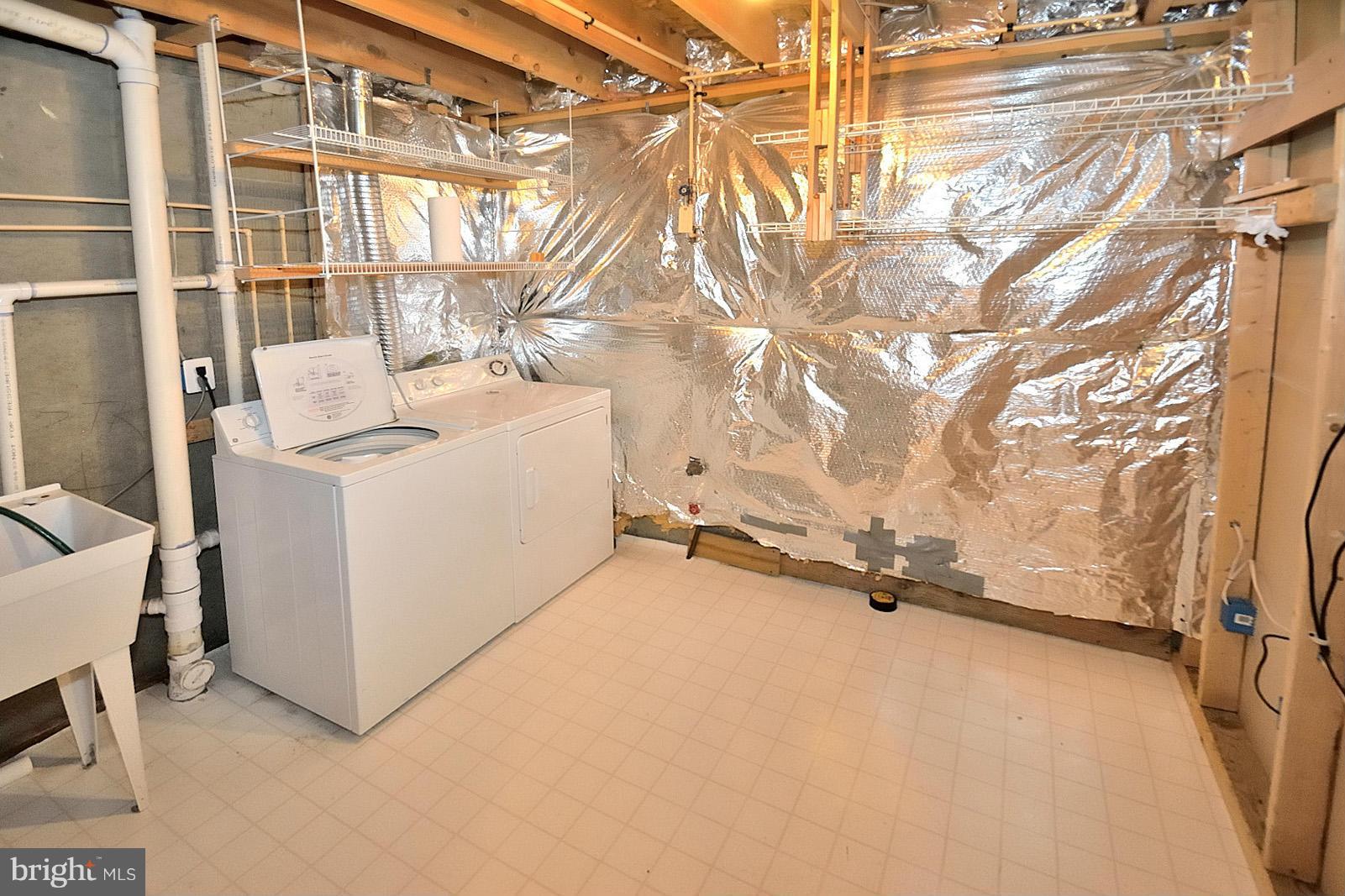 STRATFORD - Residential