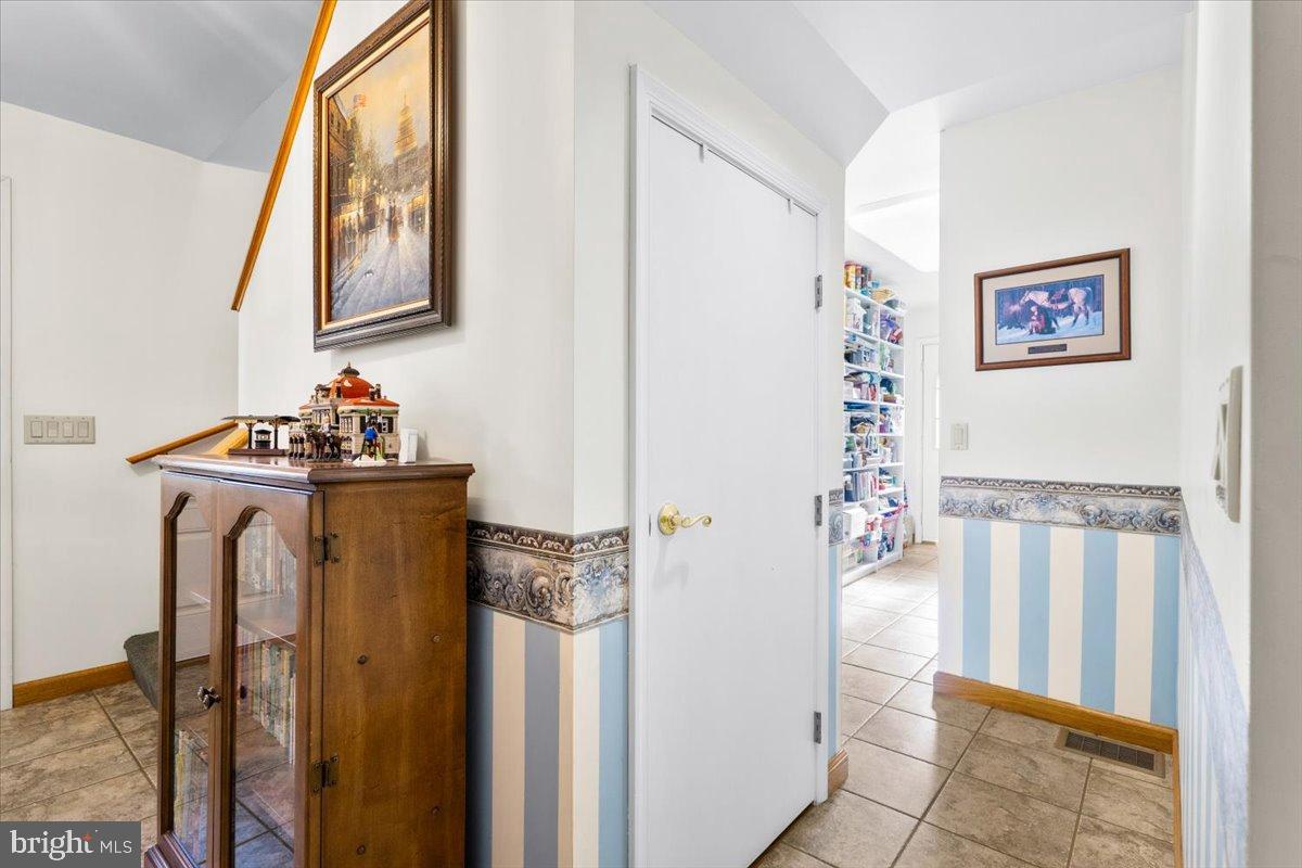 VAN LEAR - Residential