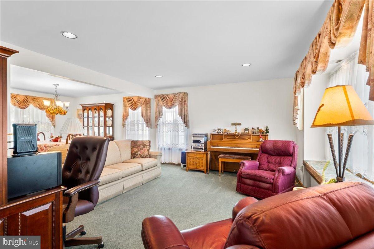 VAN LEAR - Residential