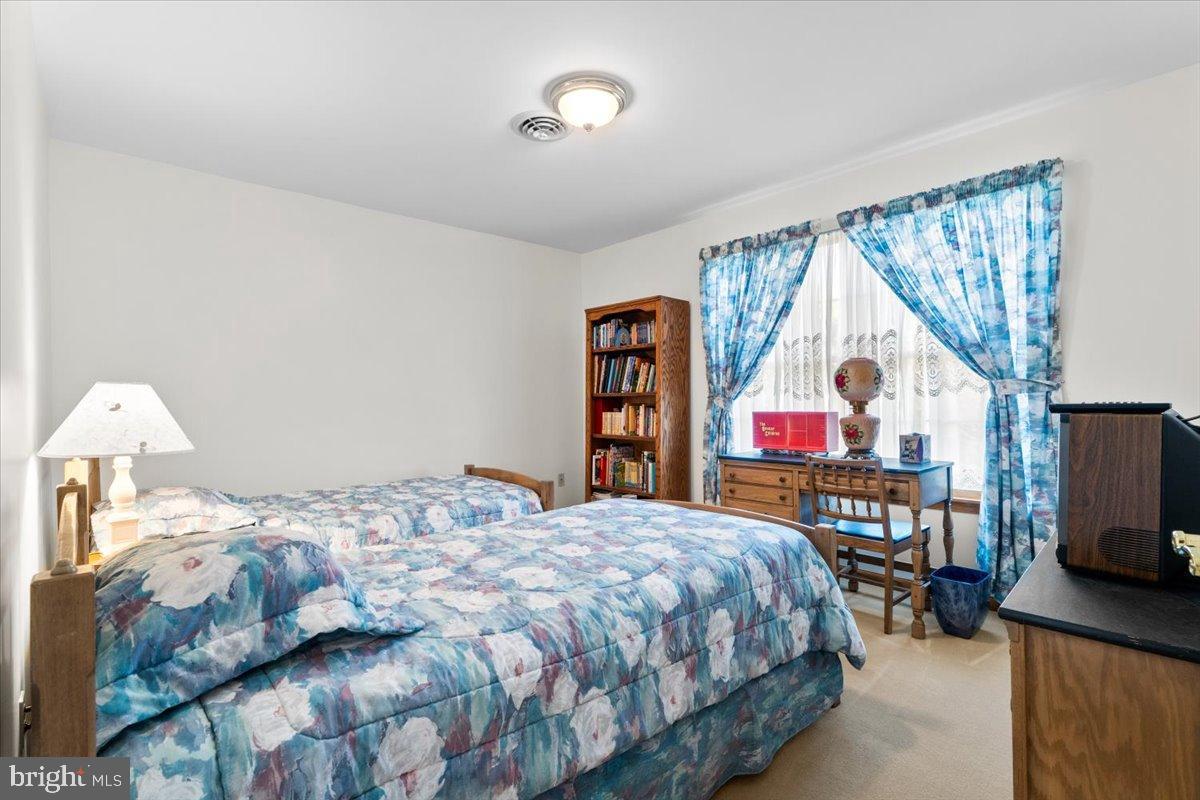 VAN LEAR - Residential