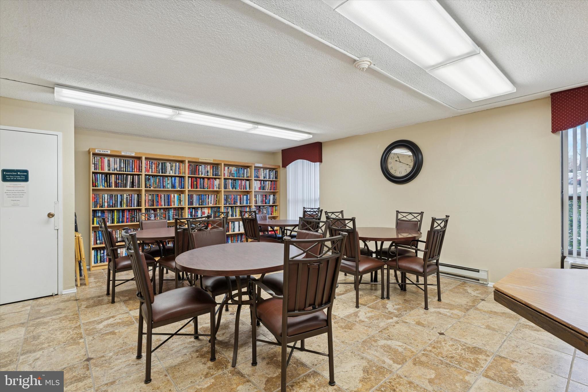 PLYMOUTH HILL - Residential