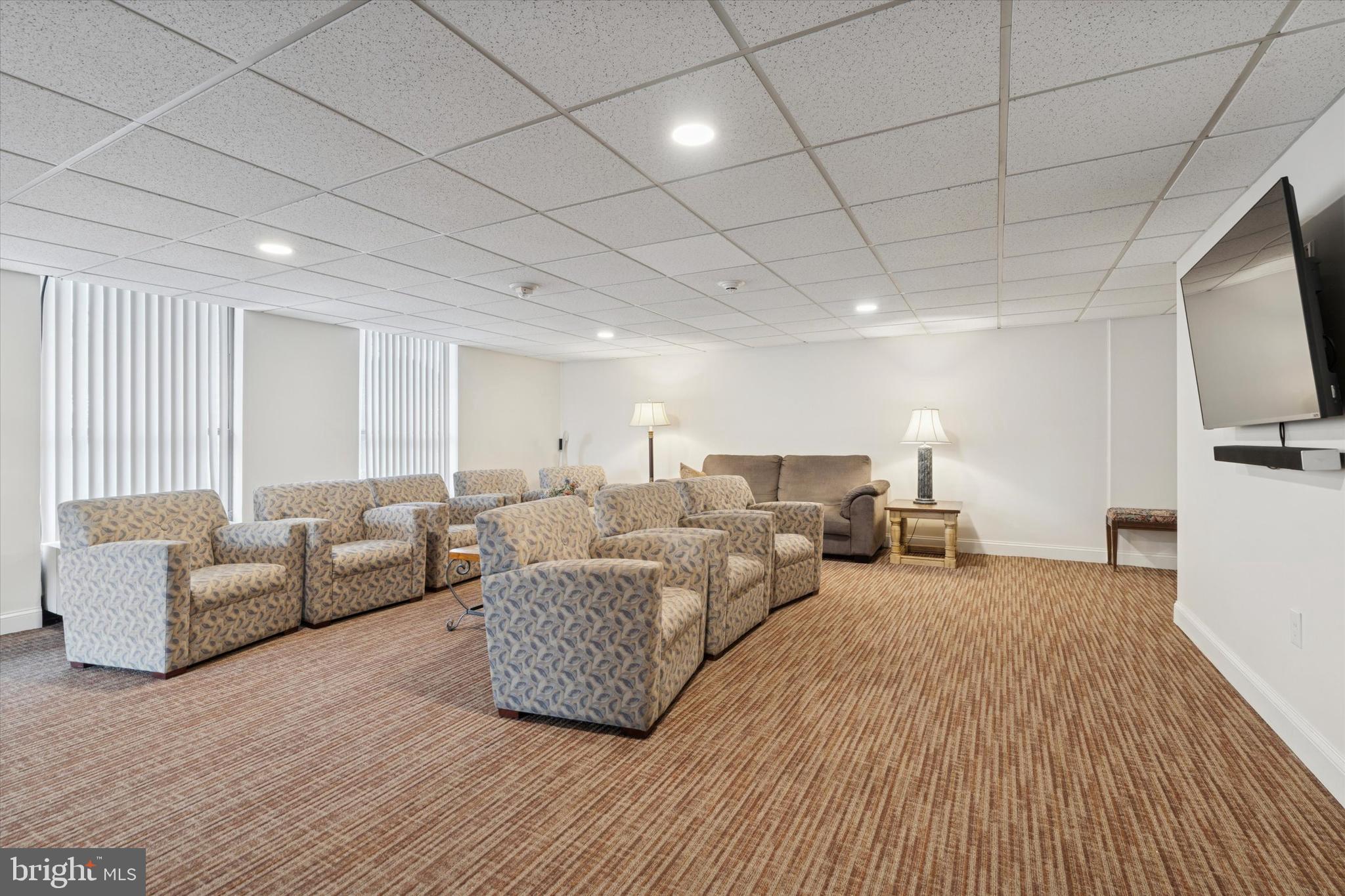 PLYMOUTH HILL - Residential