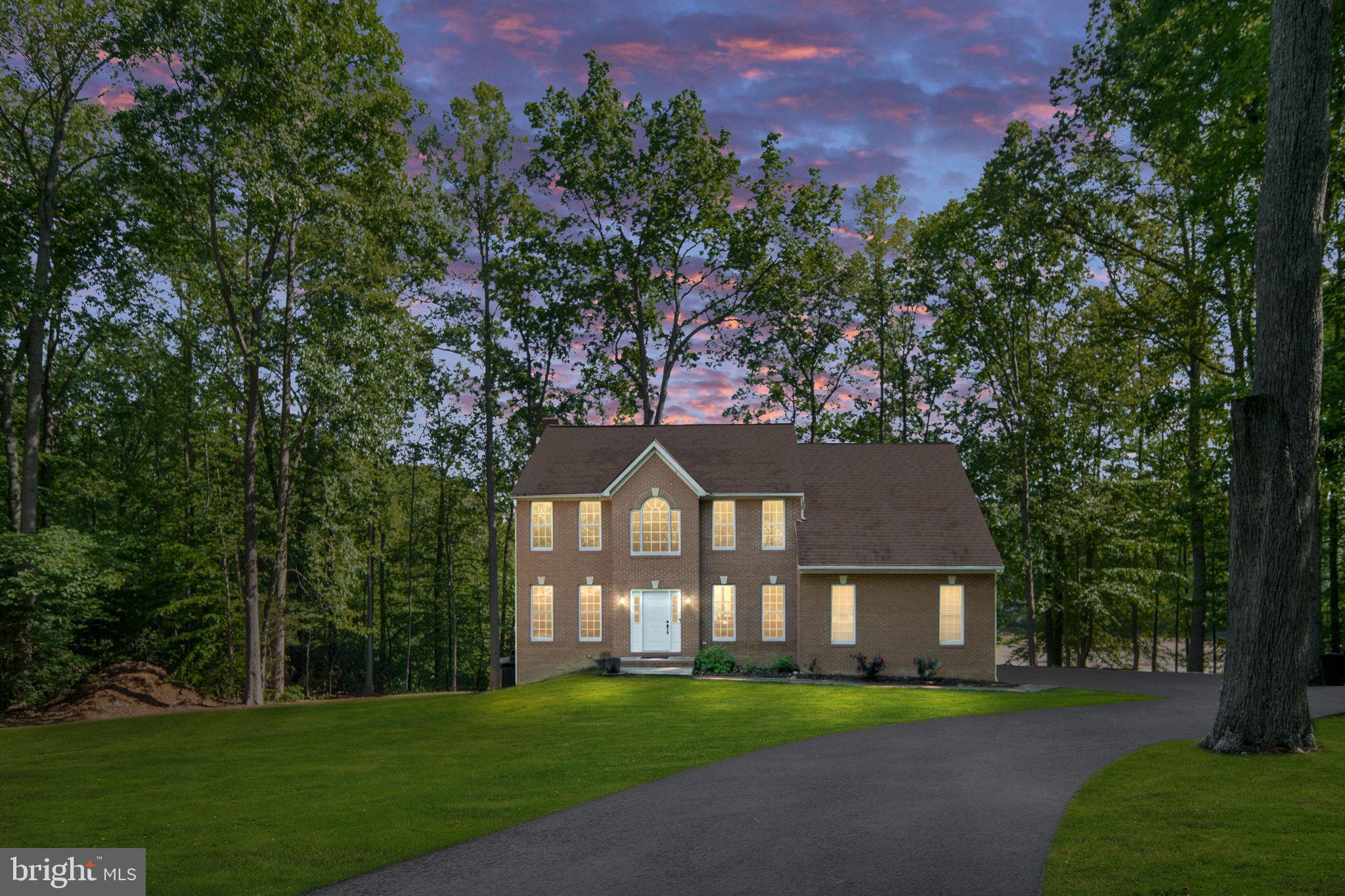 THE LAURELS - Residential