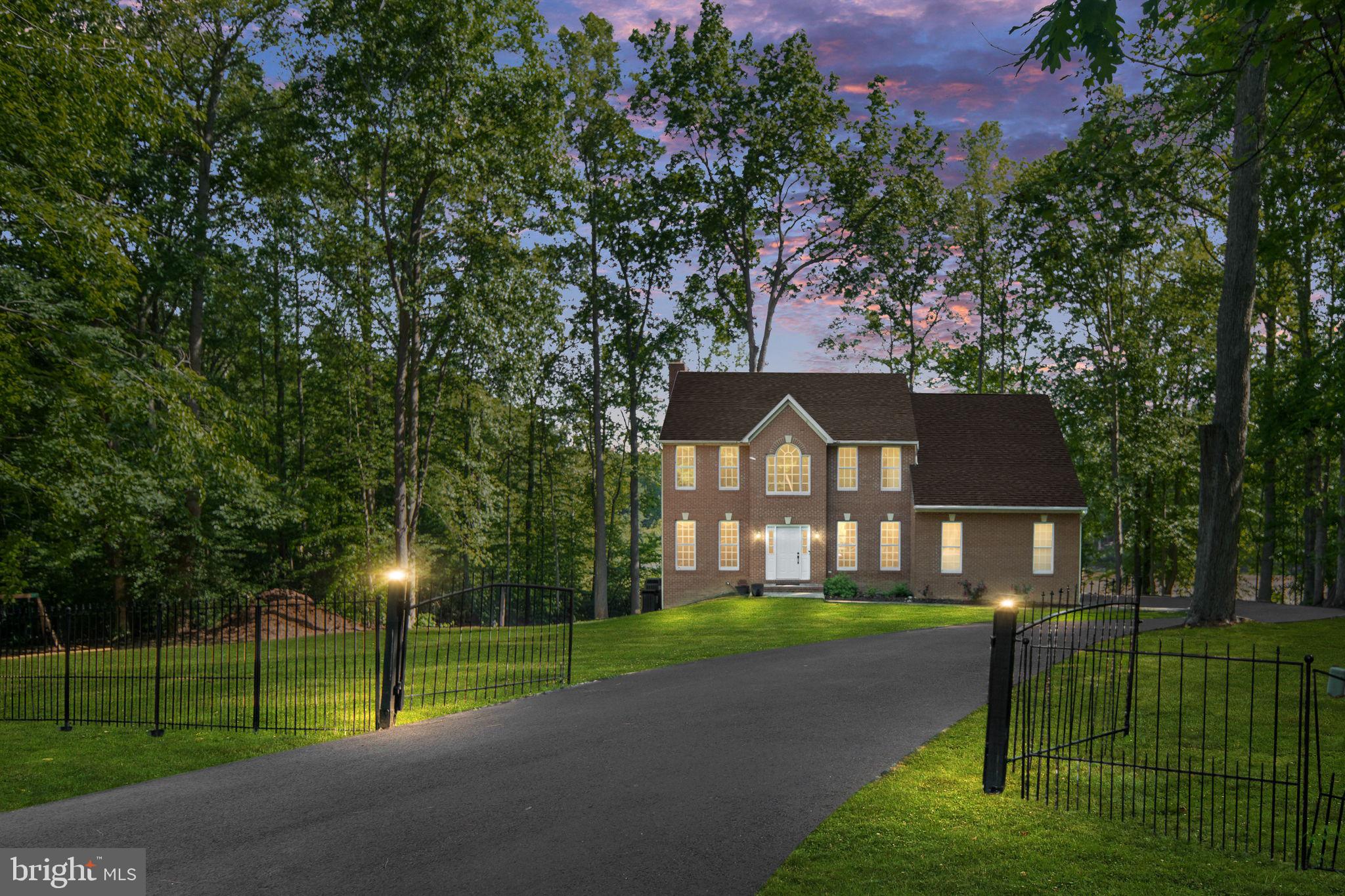7901 COMMODORE COURT