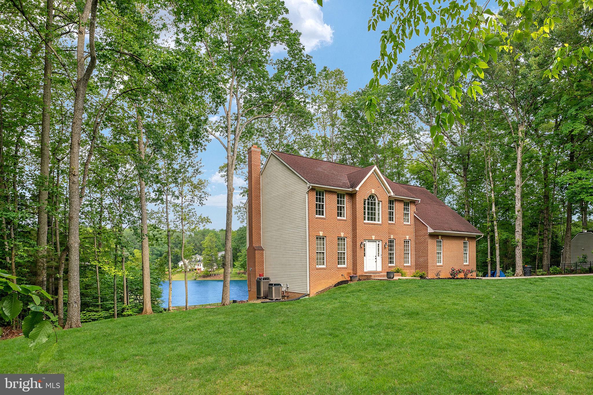 THE LAURELS - Residential